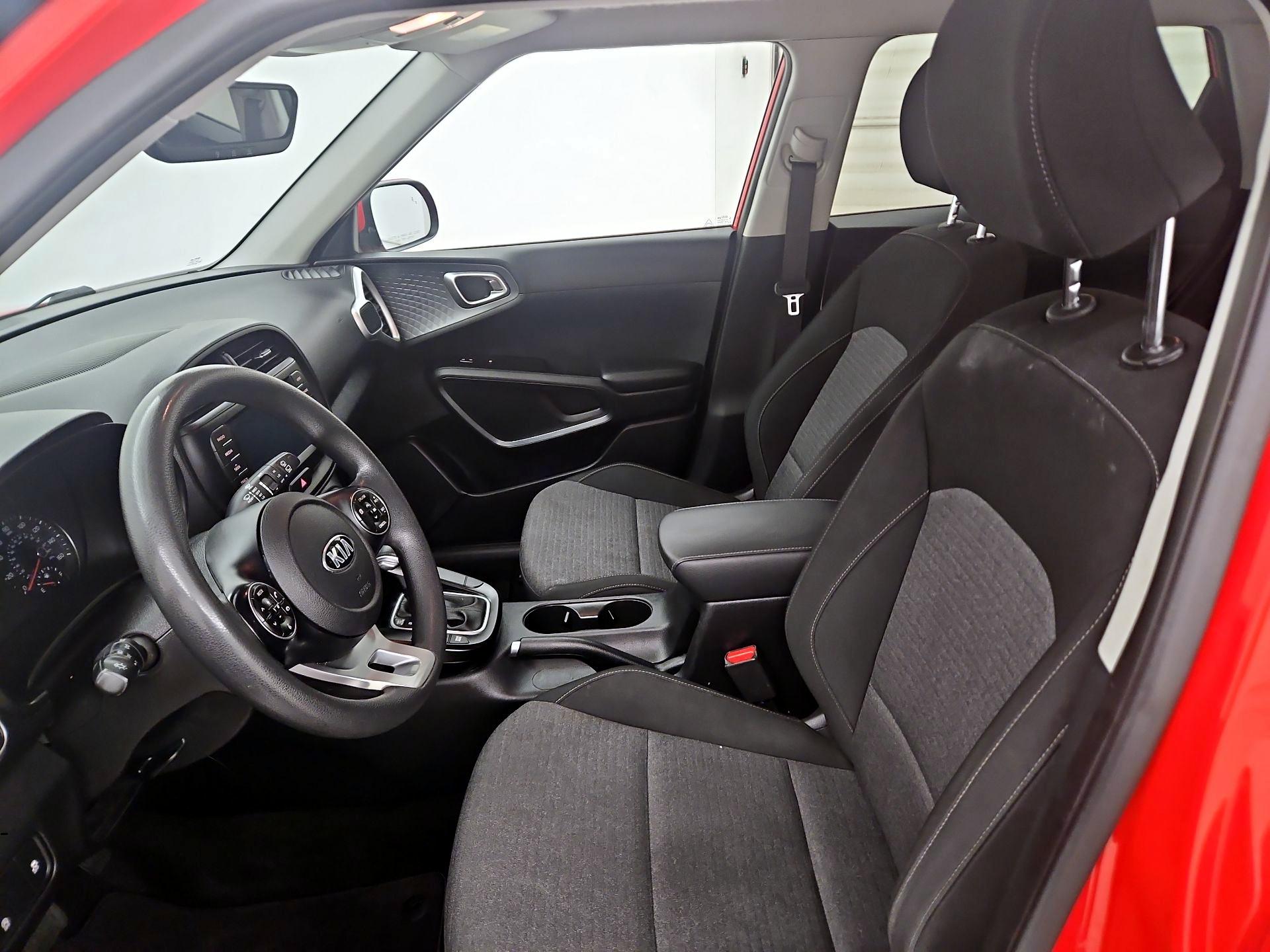 Thumbnail: 2020 Kia Soul - 11