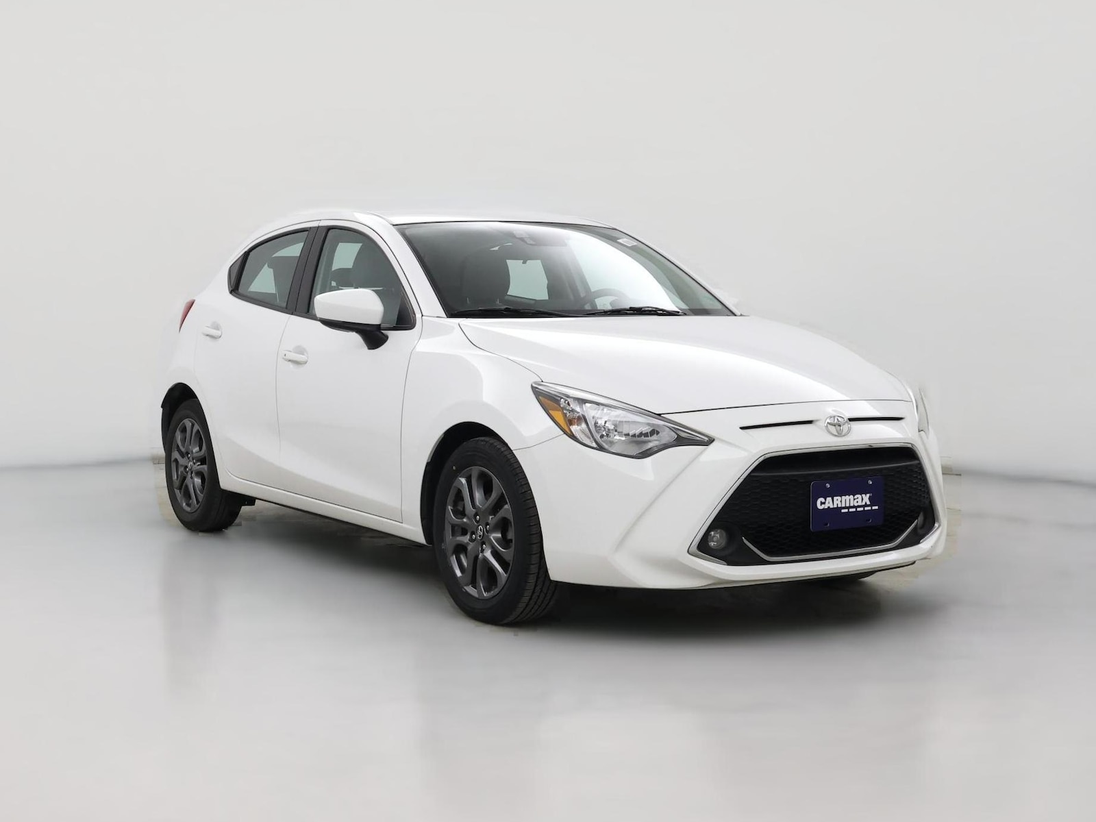 2020 Toyota Yaris LE