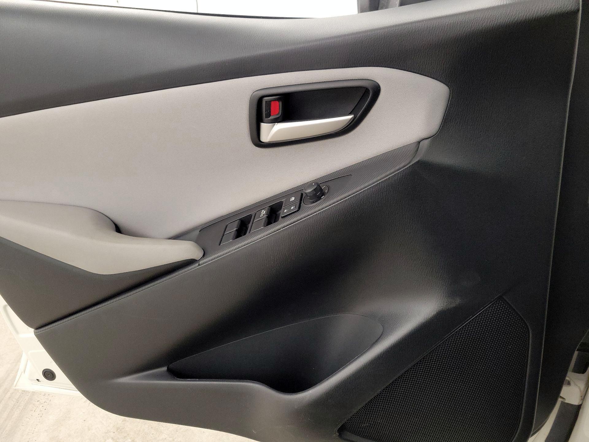 Thumbnail: 2020 Toyota Yaris - 12