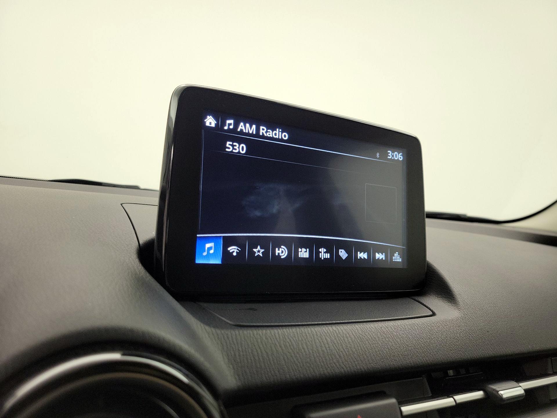 Thumbnail: 2020 Toyota Yaris - 15