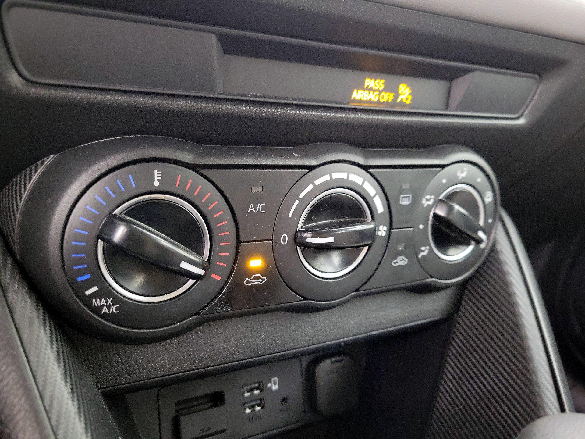 Thumbnail: 2020 Toyota Yaris - 16