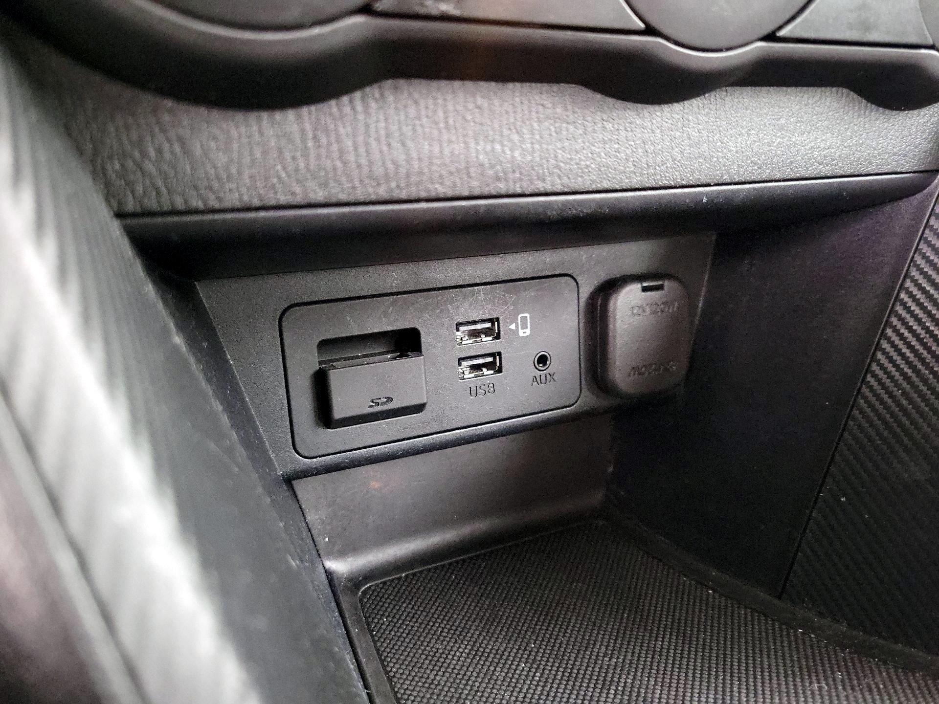 Thumbnail: 2020 Toyota Yaris - 18