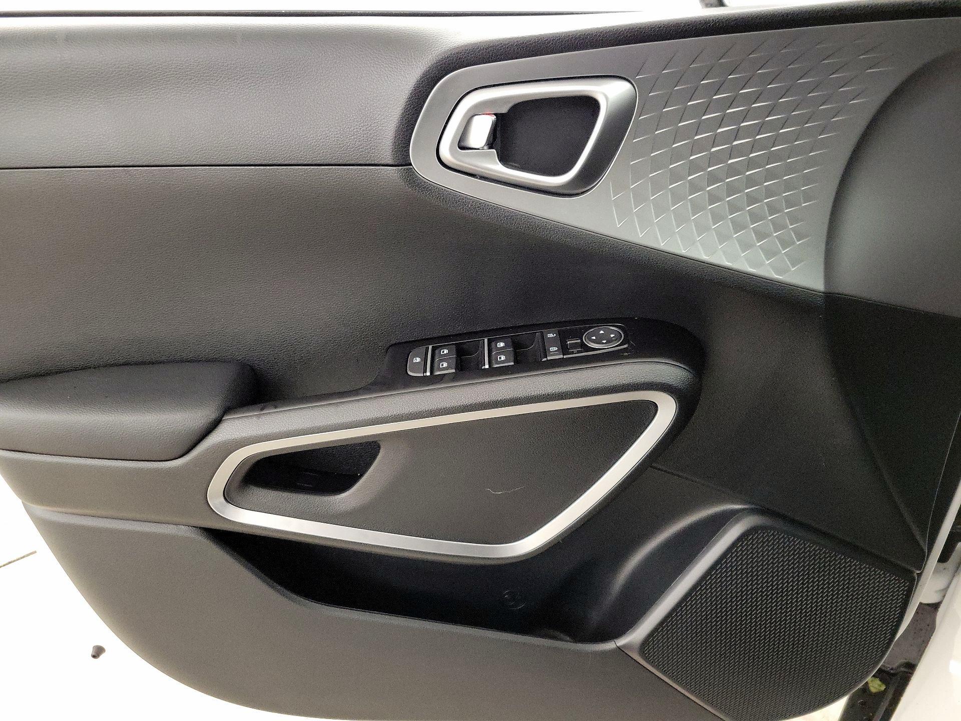 Thumbnail: 2025 Kia Soul - 12