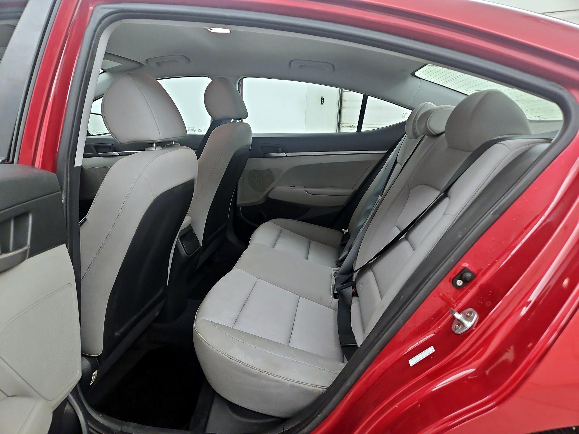 Thumbnail: 2017 Hyundai Elantra - 18