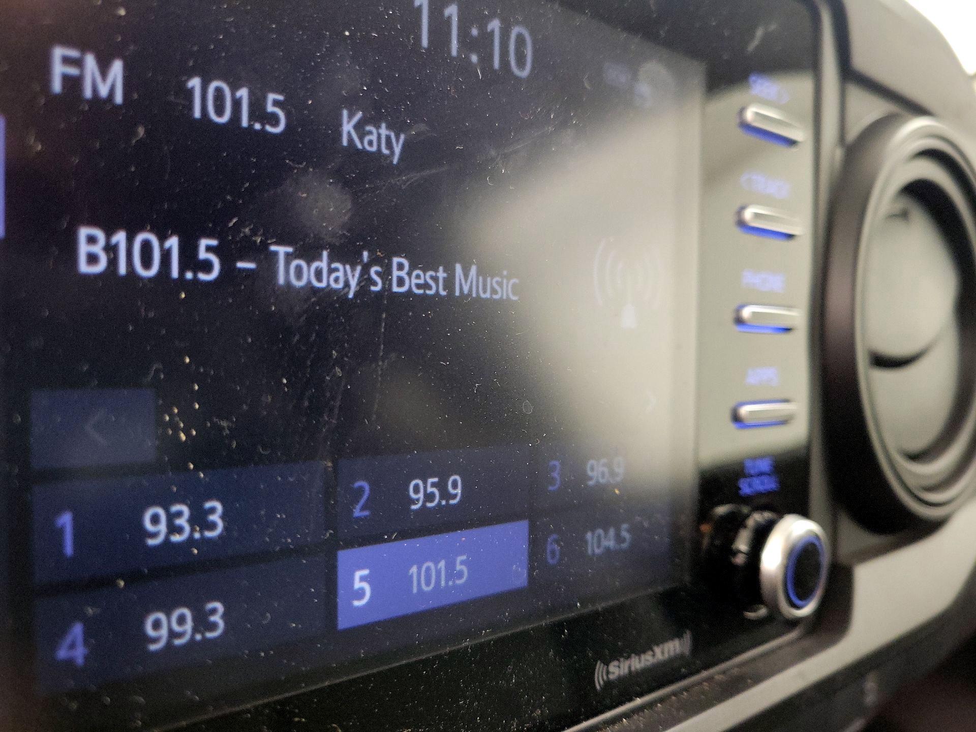 Thumbnail: 2023 Toyota Tacoma - 15