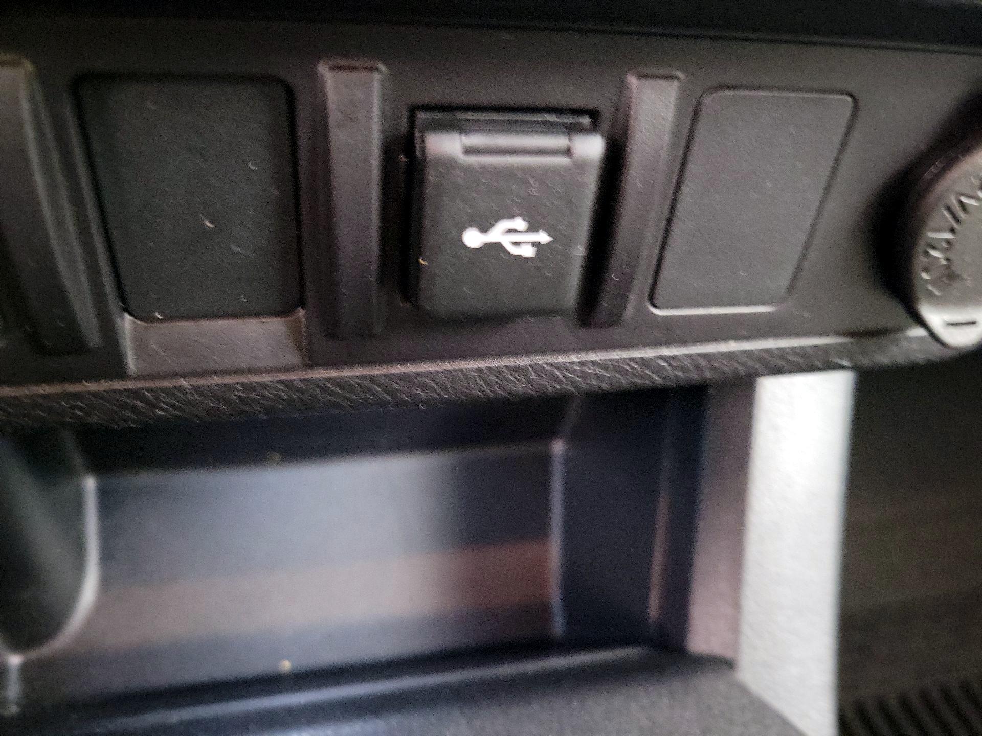 Thumbnail: 2023 Toyota Tacoma - 18