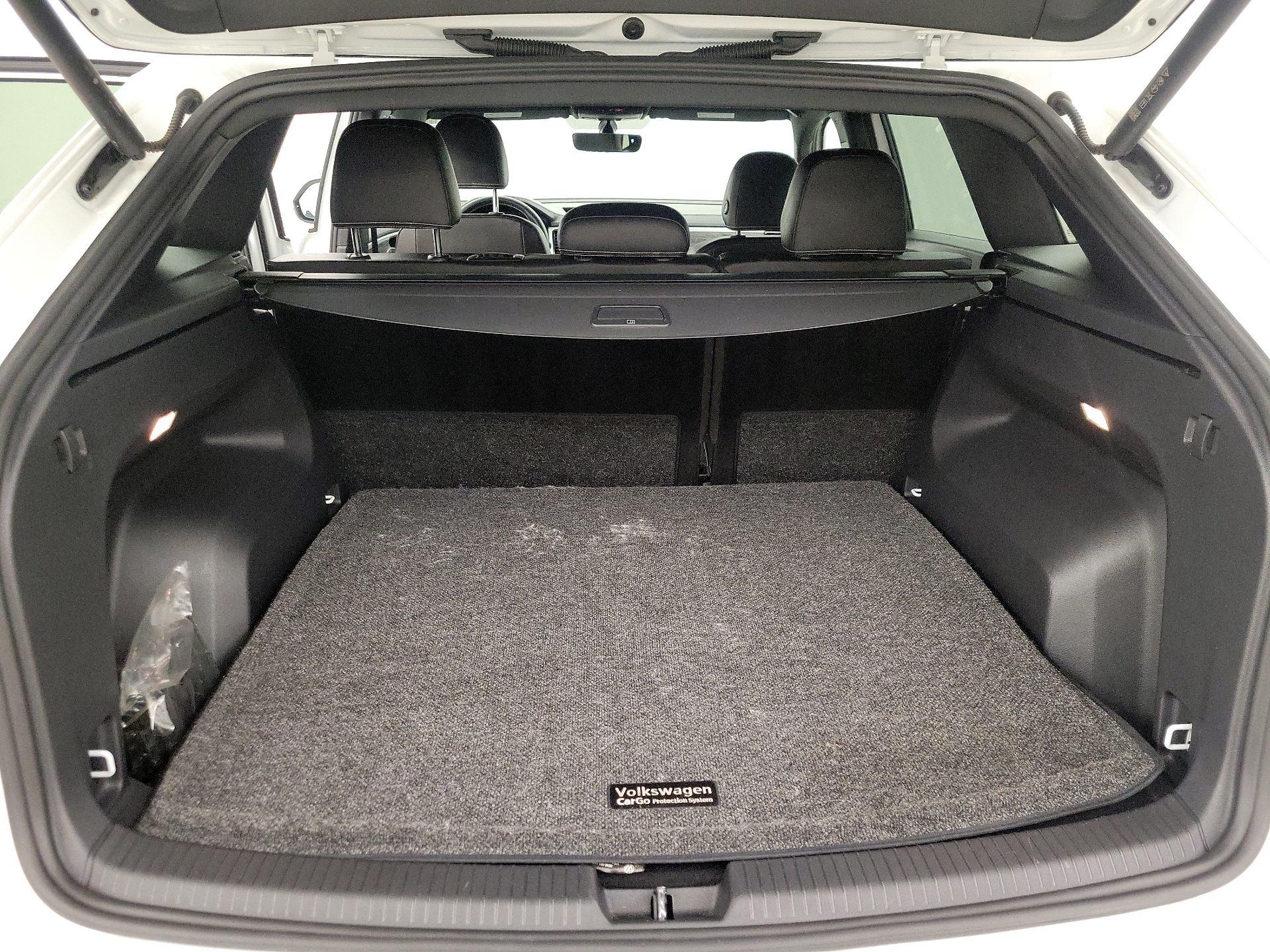 Thumbnail: 2023 Volkswagen Atlas - 20