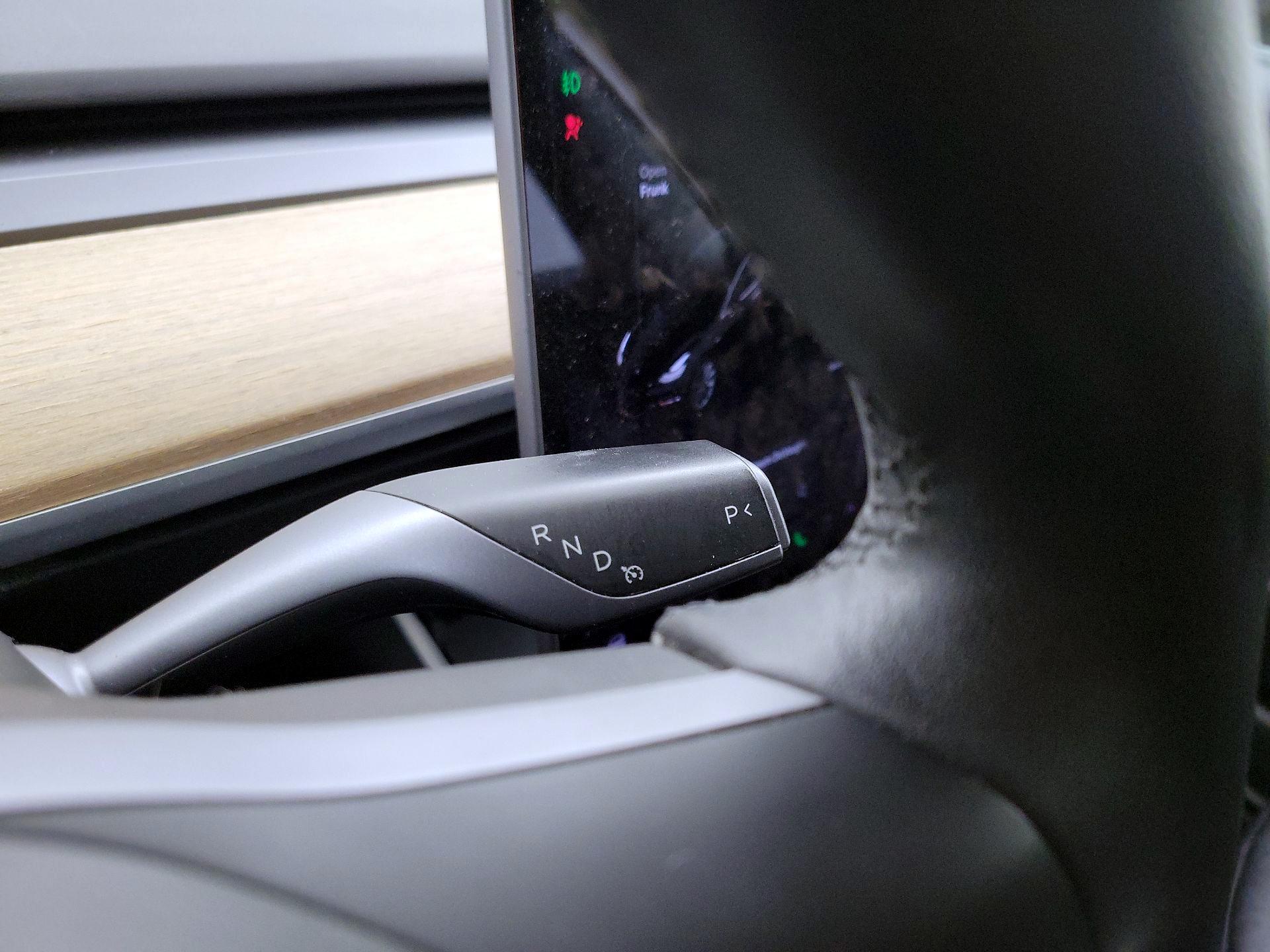 Thumbnail: 2020 Tesla Model 3 - 17