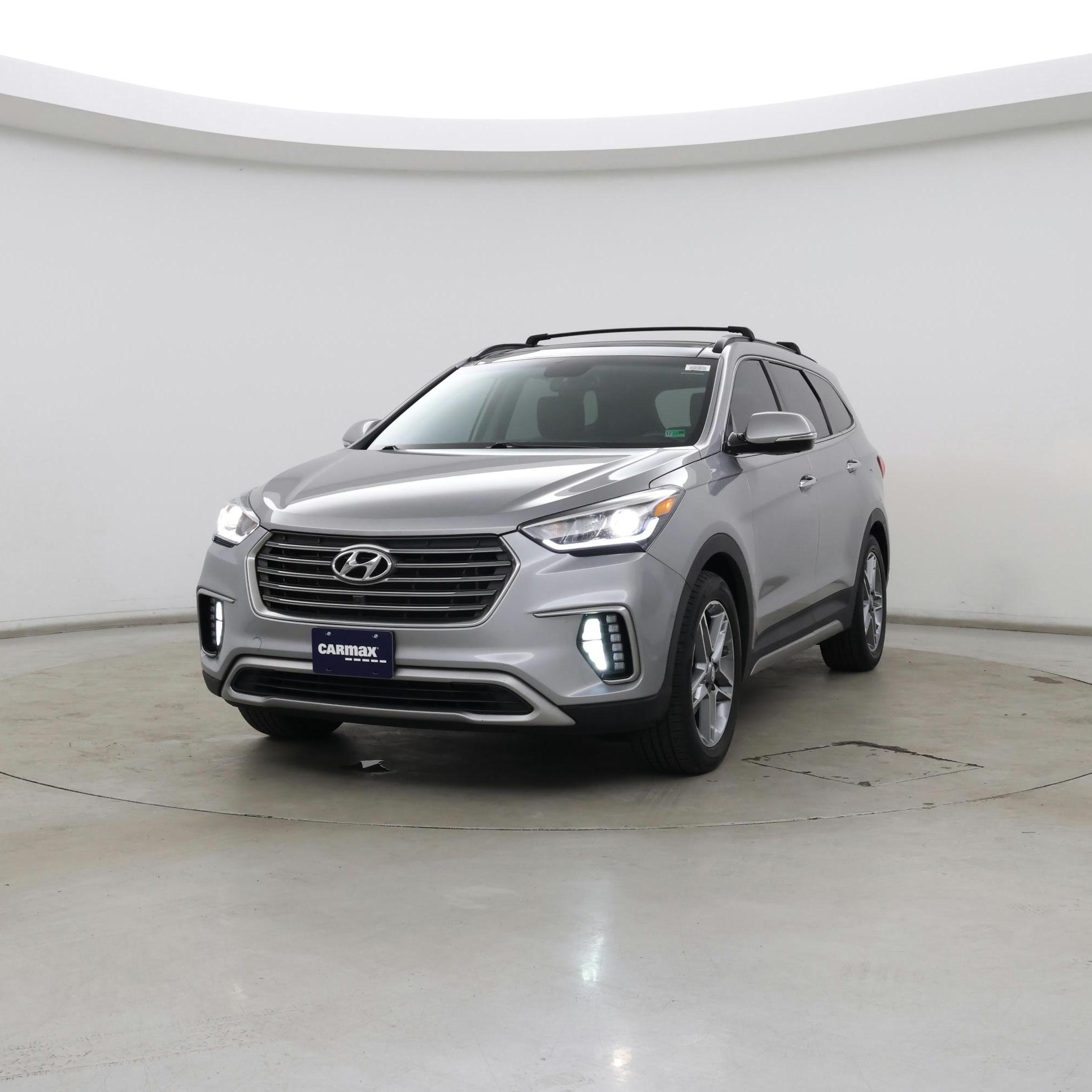 Thumbnail: 2017 Hyundai Santa Fe - 4