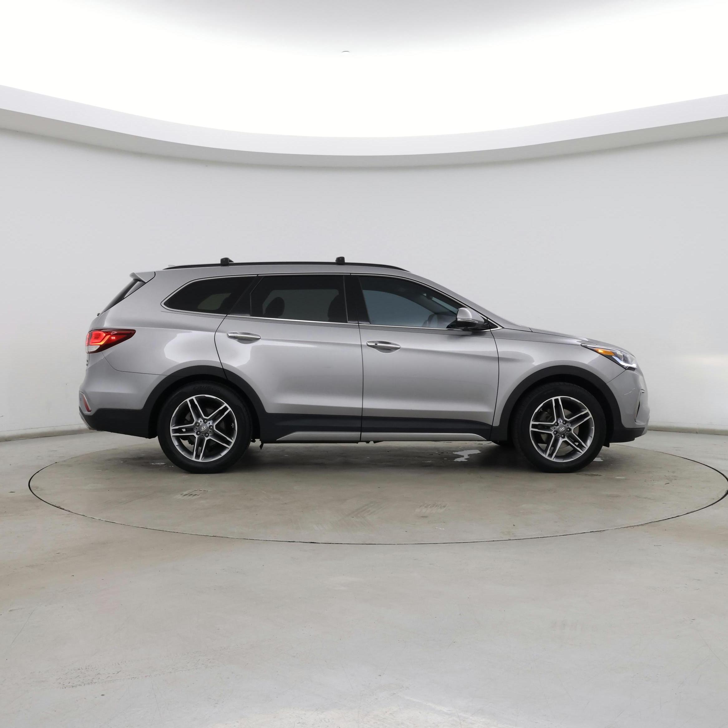 Thumbnail: 2017 Hyundai Santa Fe - 7