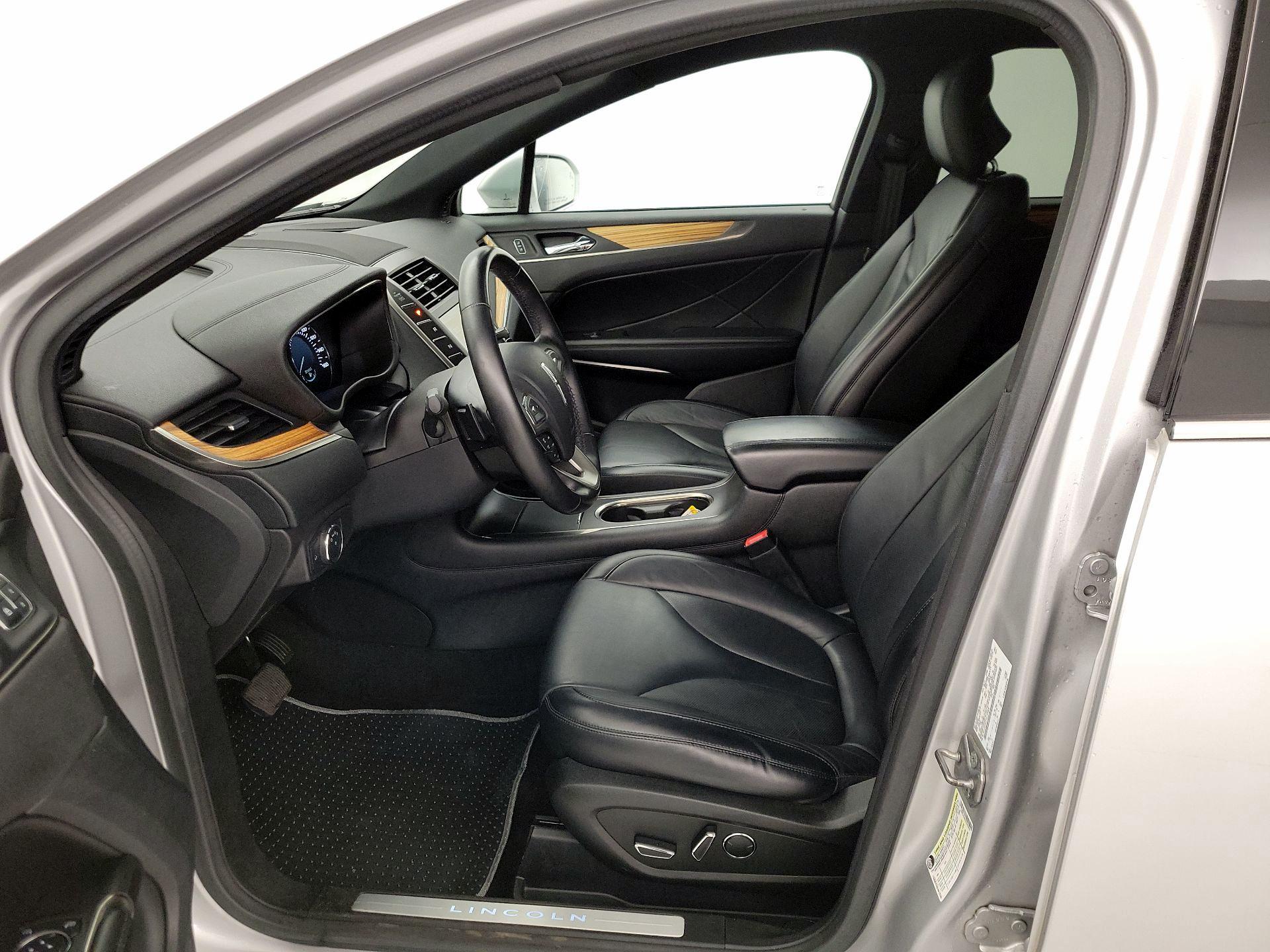 Thumbnail: 2015 Lincoln MKC - 11