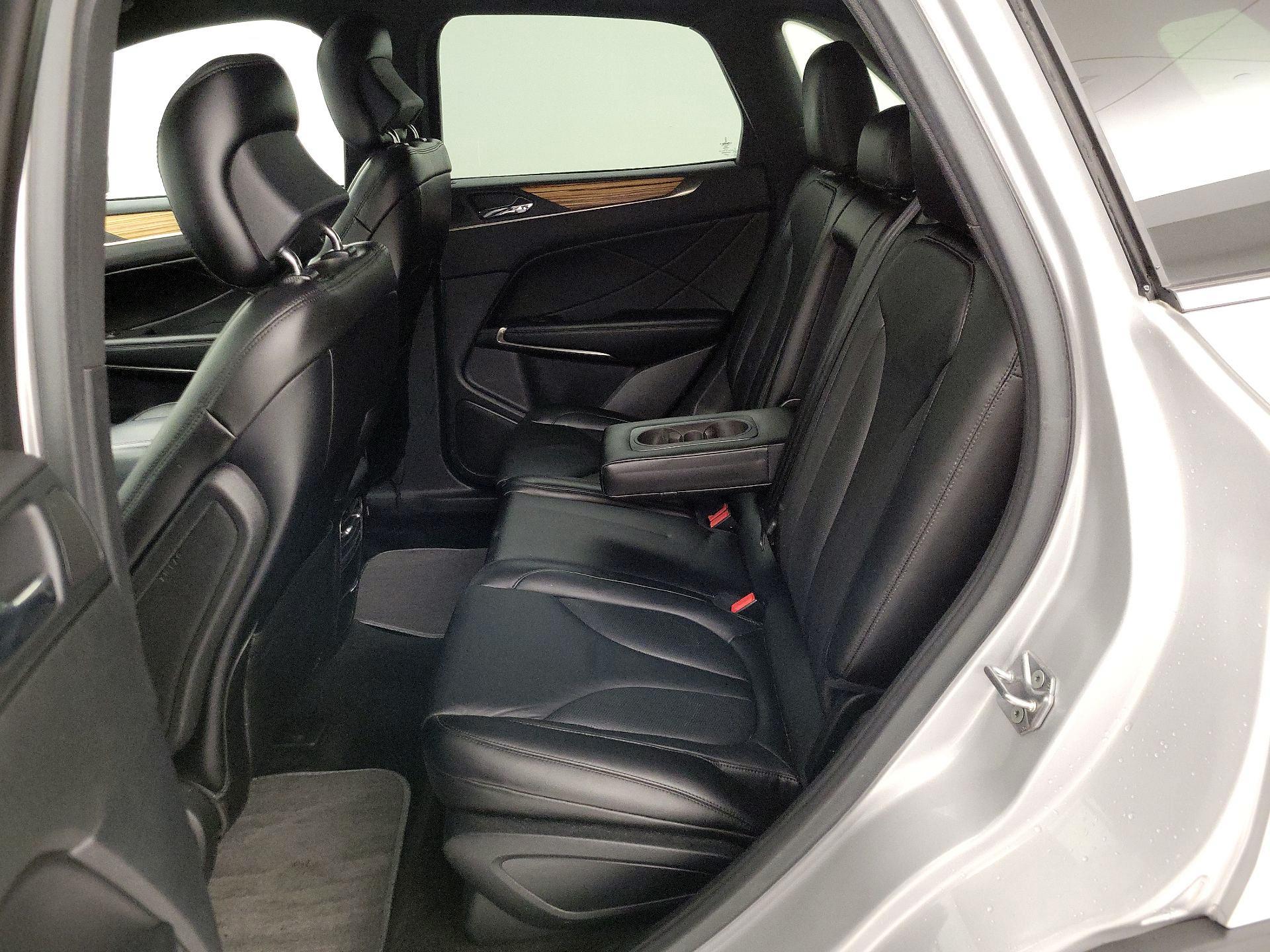 Thumbnail: 2015 Lincoln MKC - 20