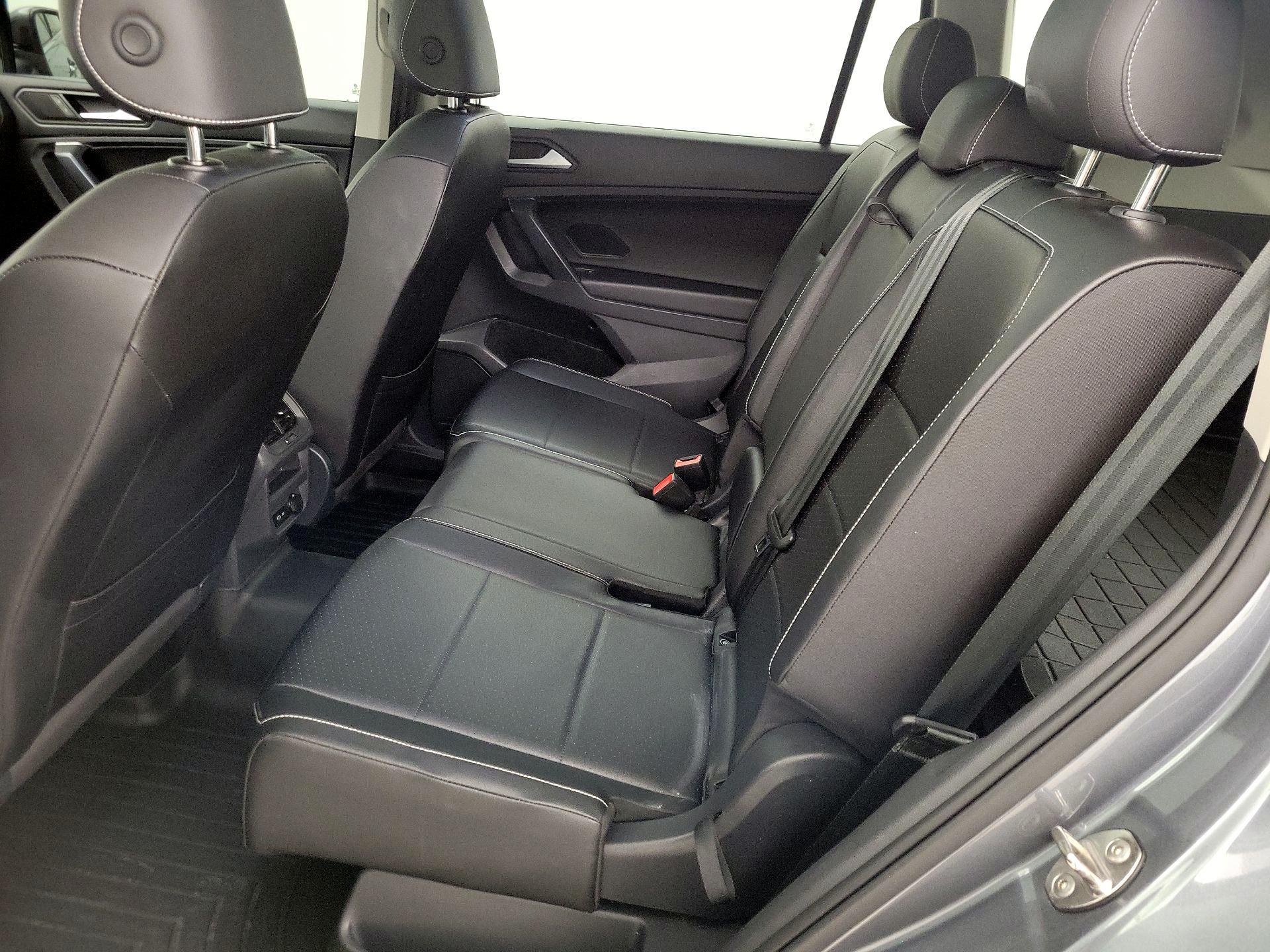 Thumbnail: 2021 Volkswagen Tiguan - 20