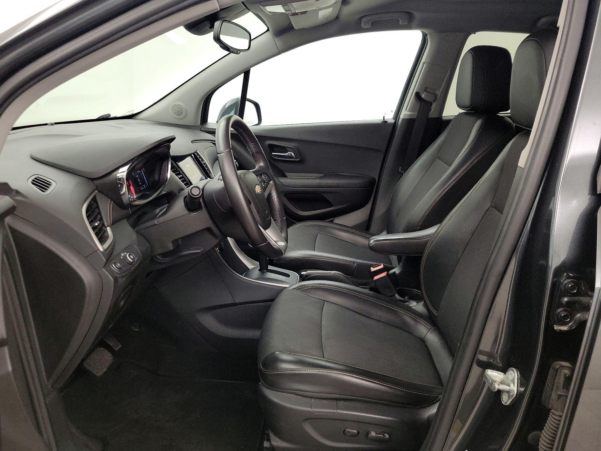 Thumbnail: 2018 Chevrolet Trax - 11