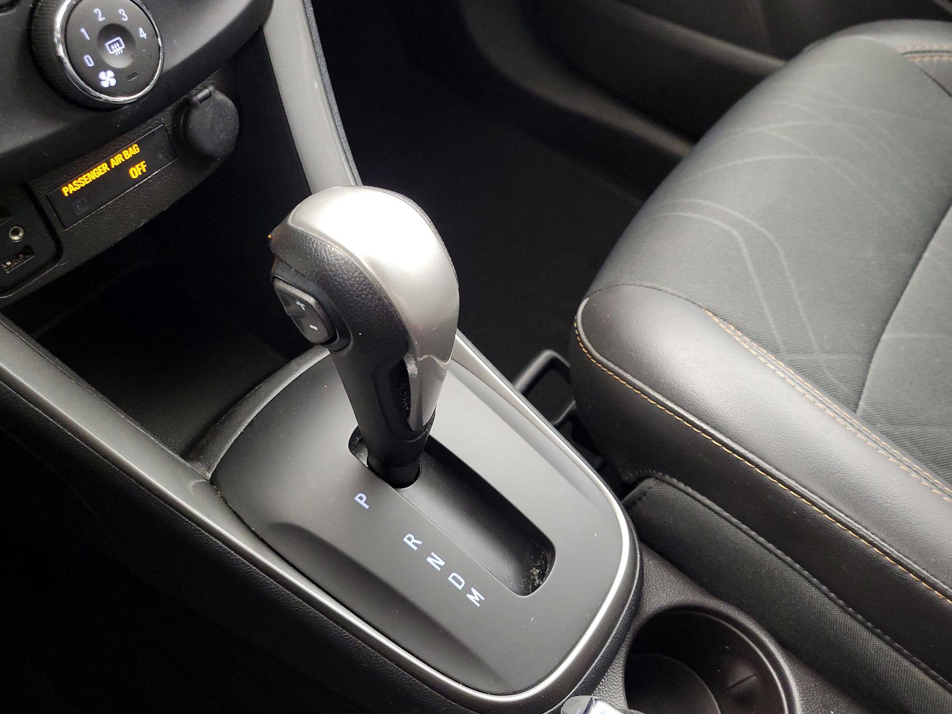 Thumbnail: 2018 Chevrolet Trax - 17