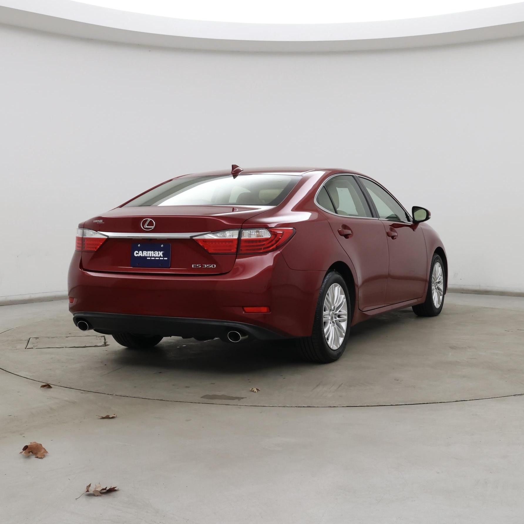 Thumbnail: 2015 Lexus ES - 8
