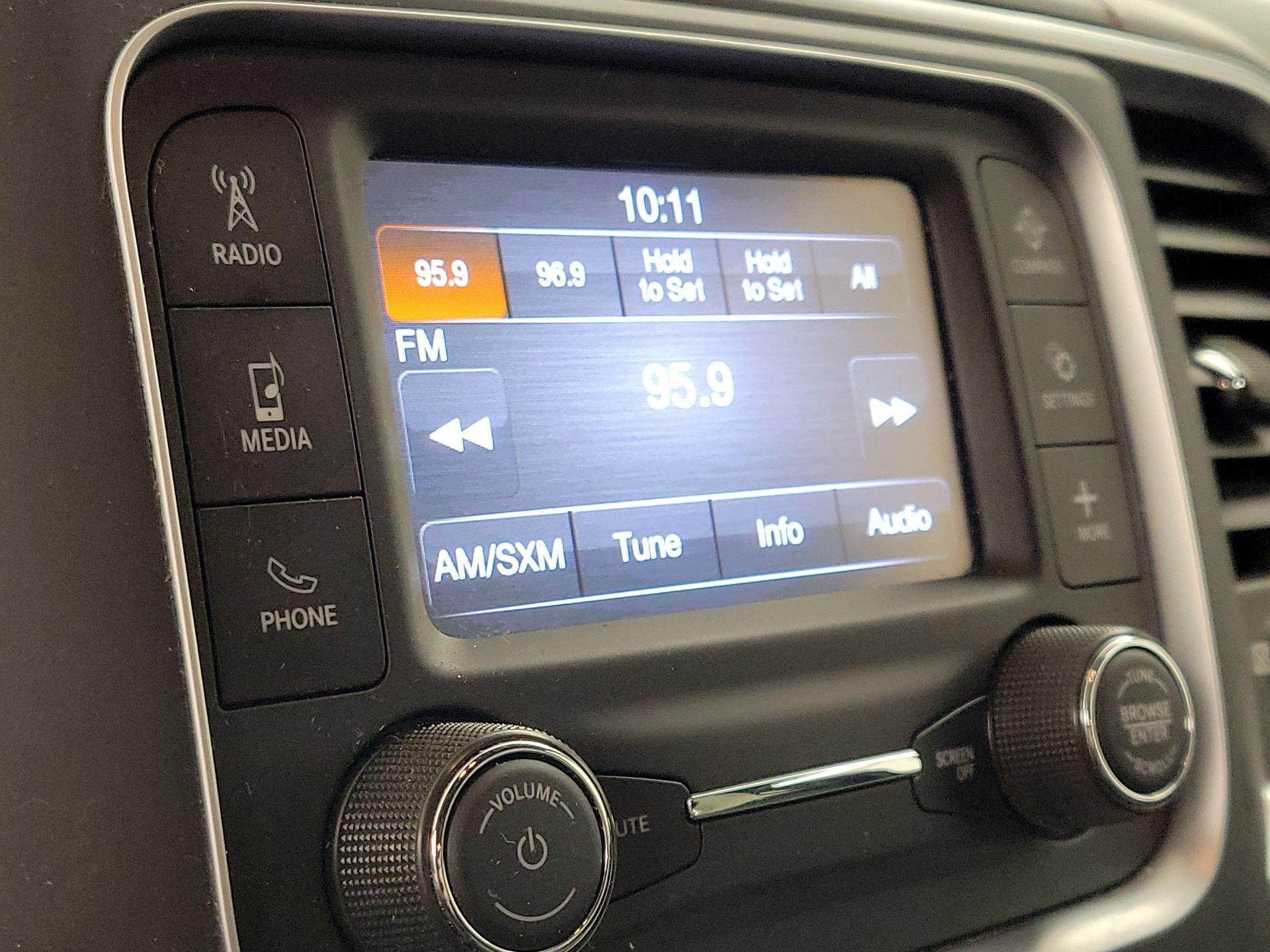 Thumbnail: 2023 RAM 1500 Classic - 15