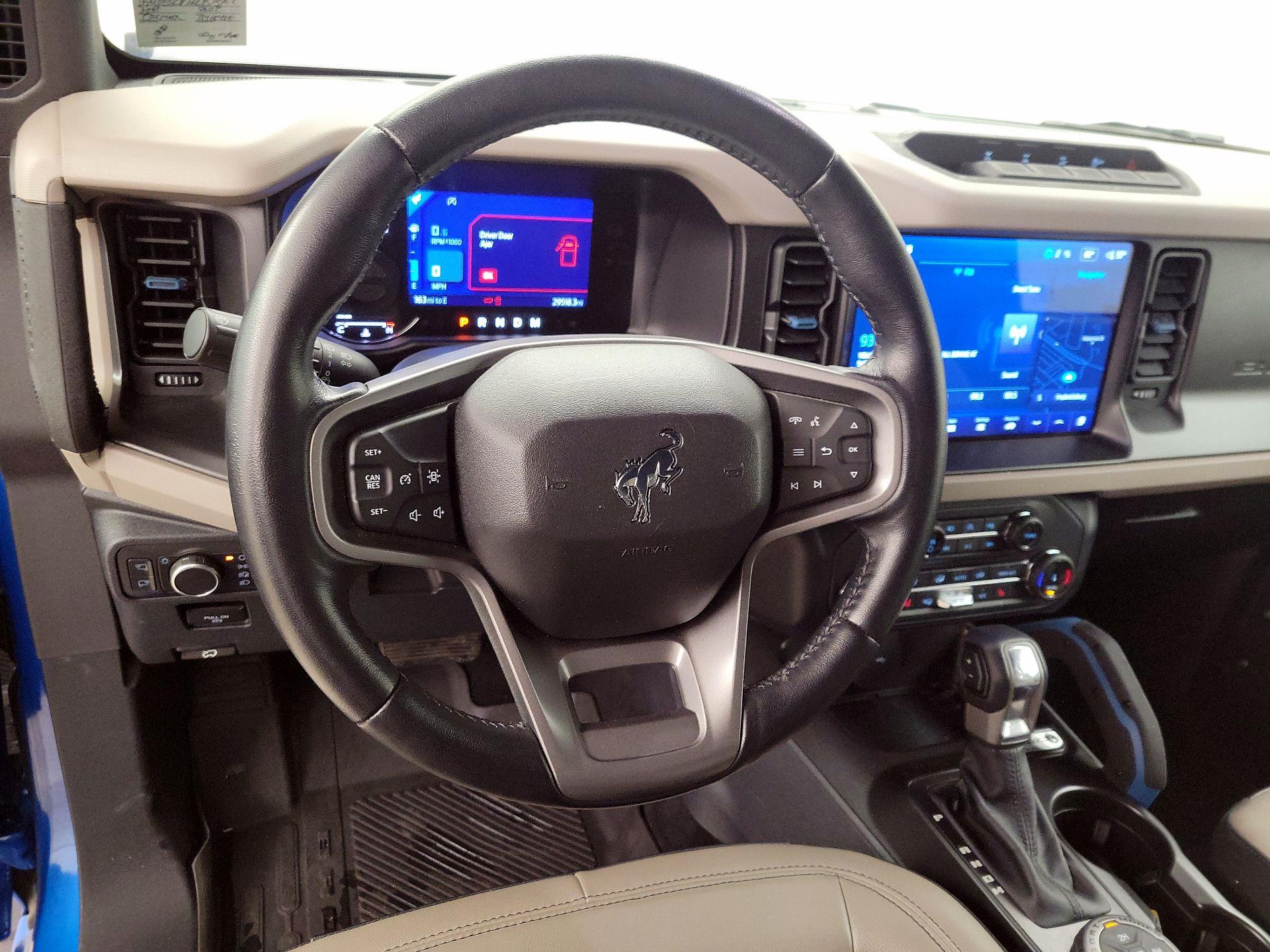 Thumbnail: 2022 Ford Bronco - 10