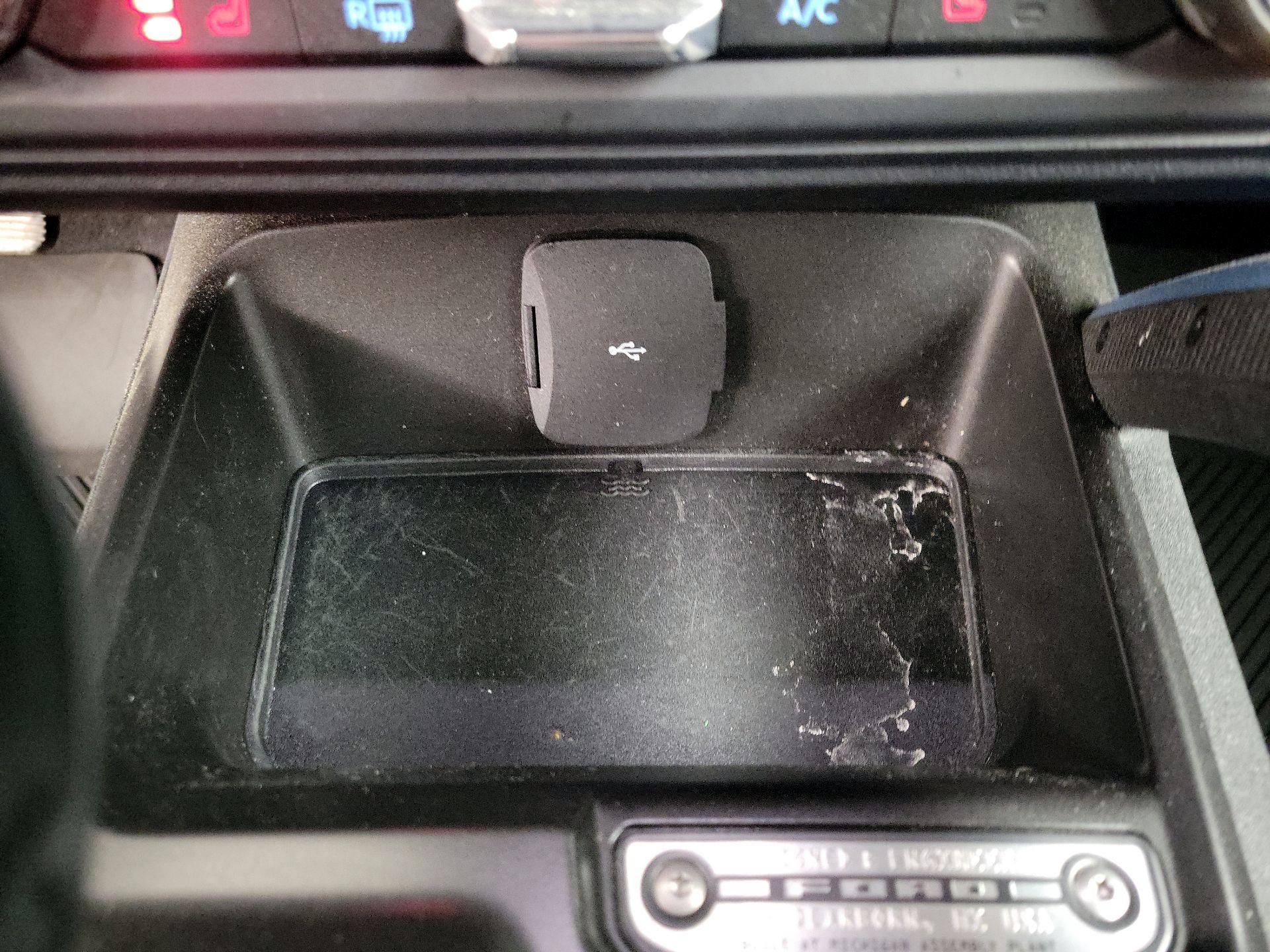 Thumbnail: 2022 Ford Bronco - 19