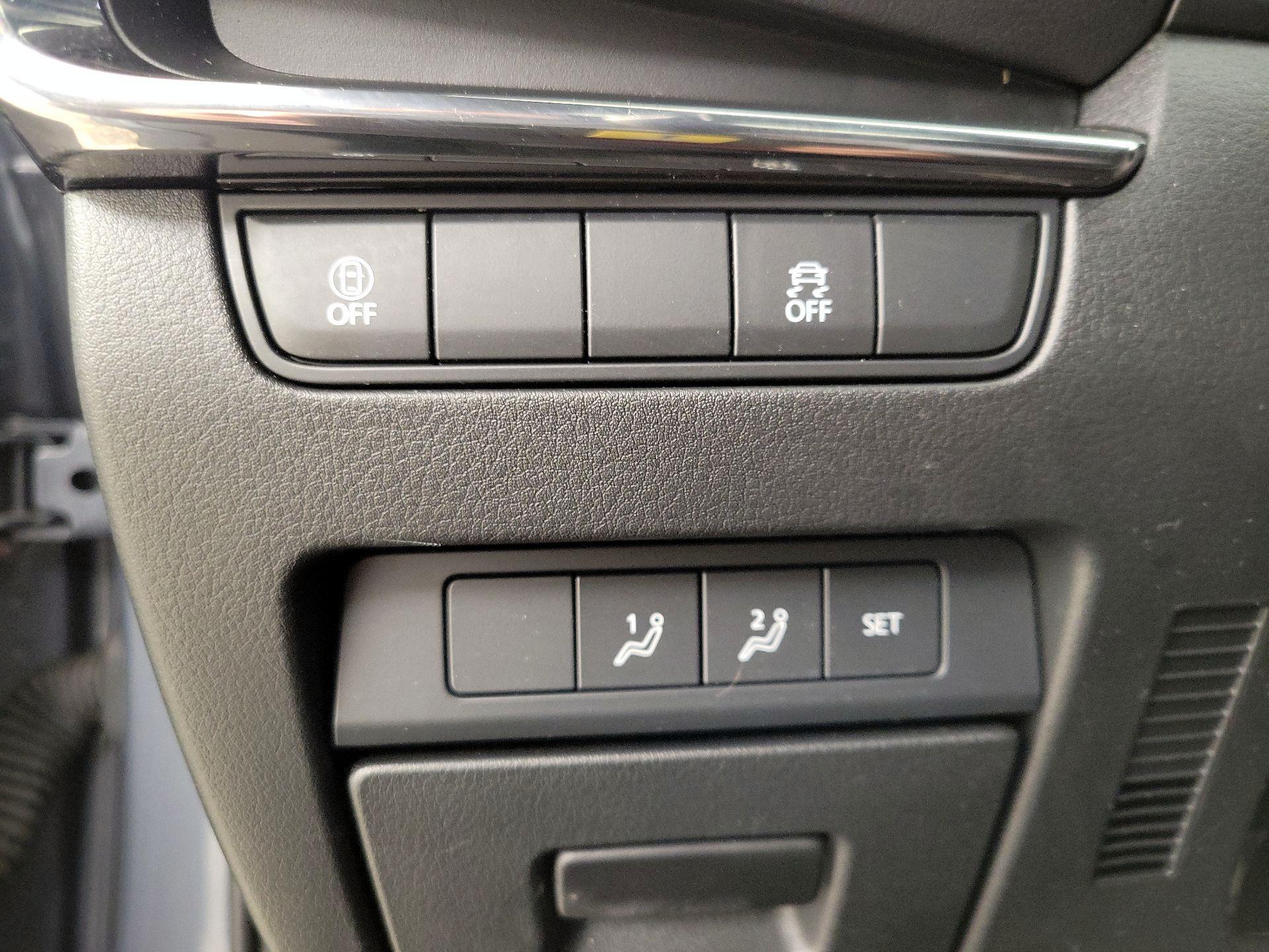 Thumbnail: 2023 Mazda Mazda3 - 13