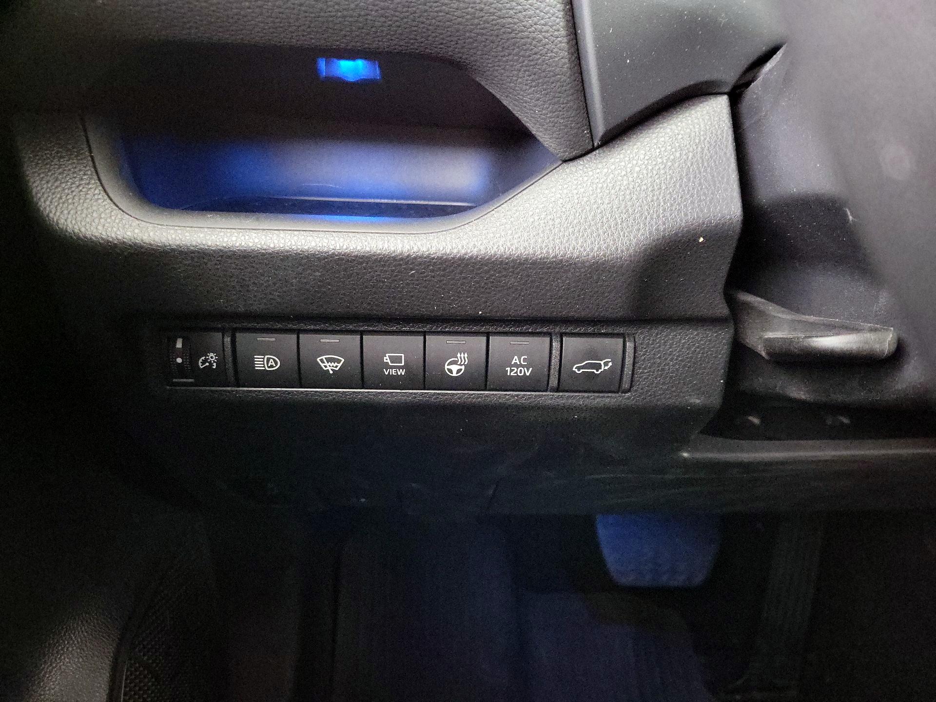 Thumbnail: 2022 Toyota RAV4 - 13