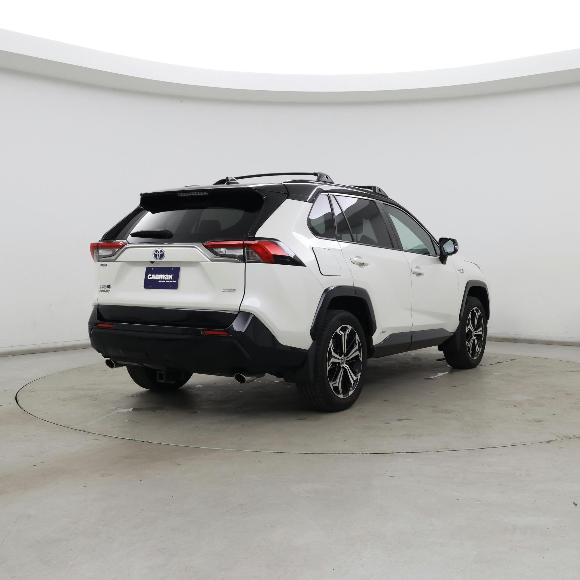 Thumbnail: 2022 Toyota RAV4 - 8
