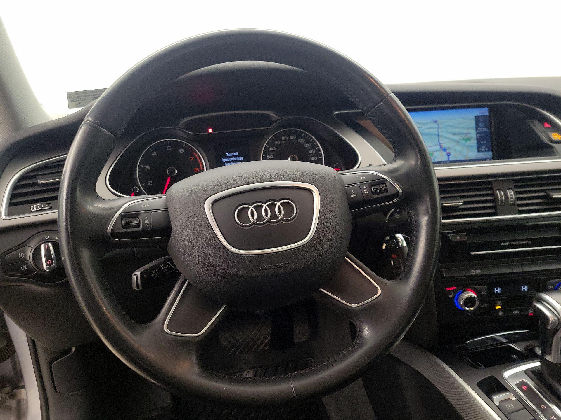 Thumbnail: 2015 Audi A4 - 10