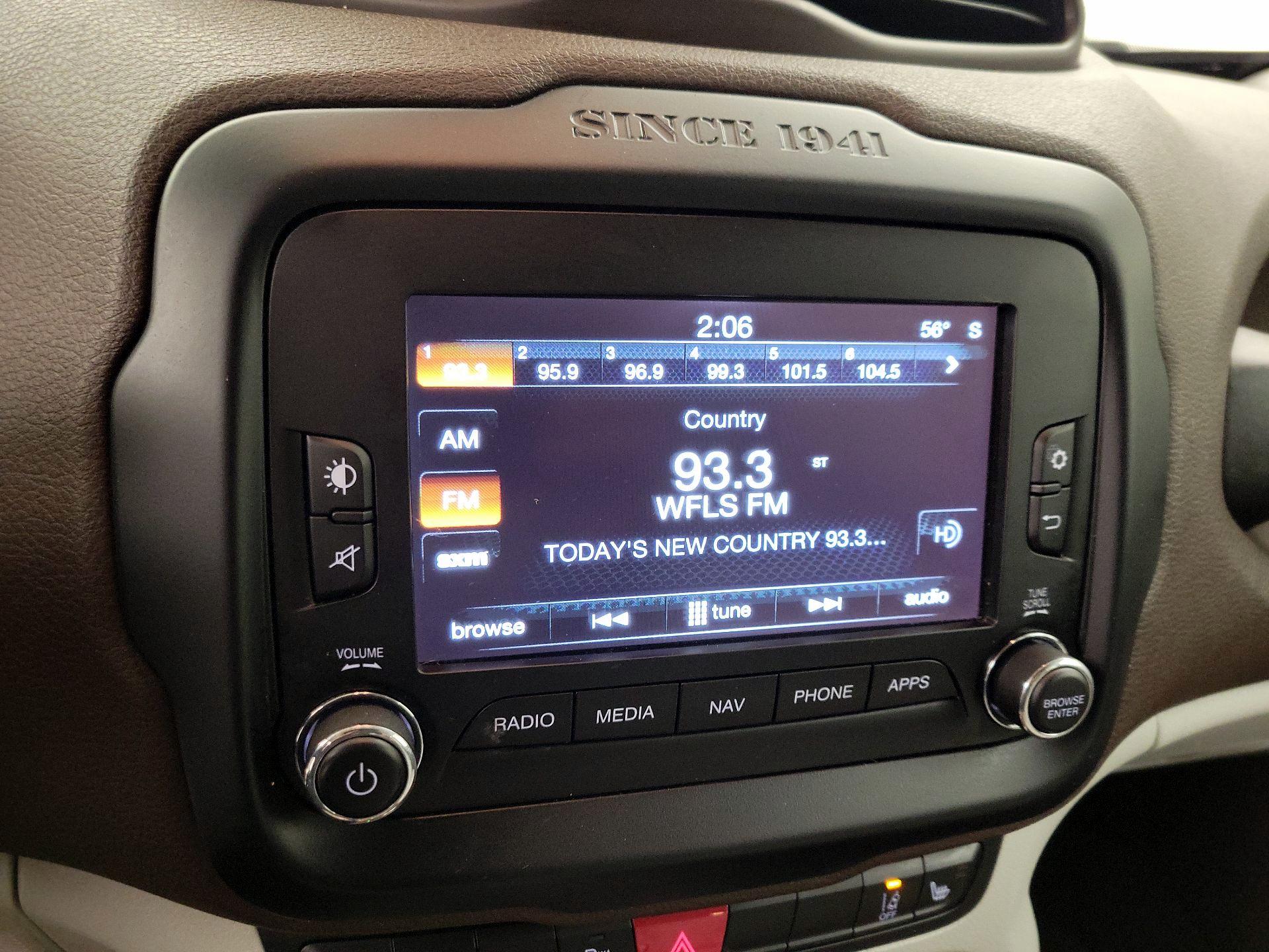 Thumbnail: 2017 Jeep Renegade - 16