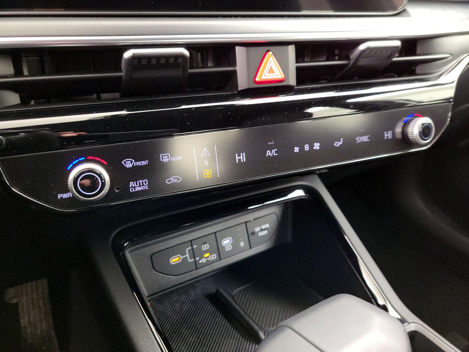 Thumbnail: 2025 Kia K5 - 17