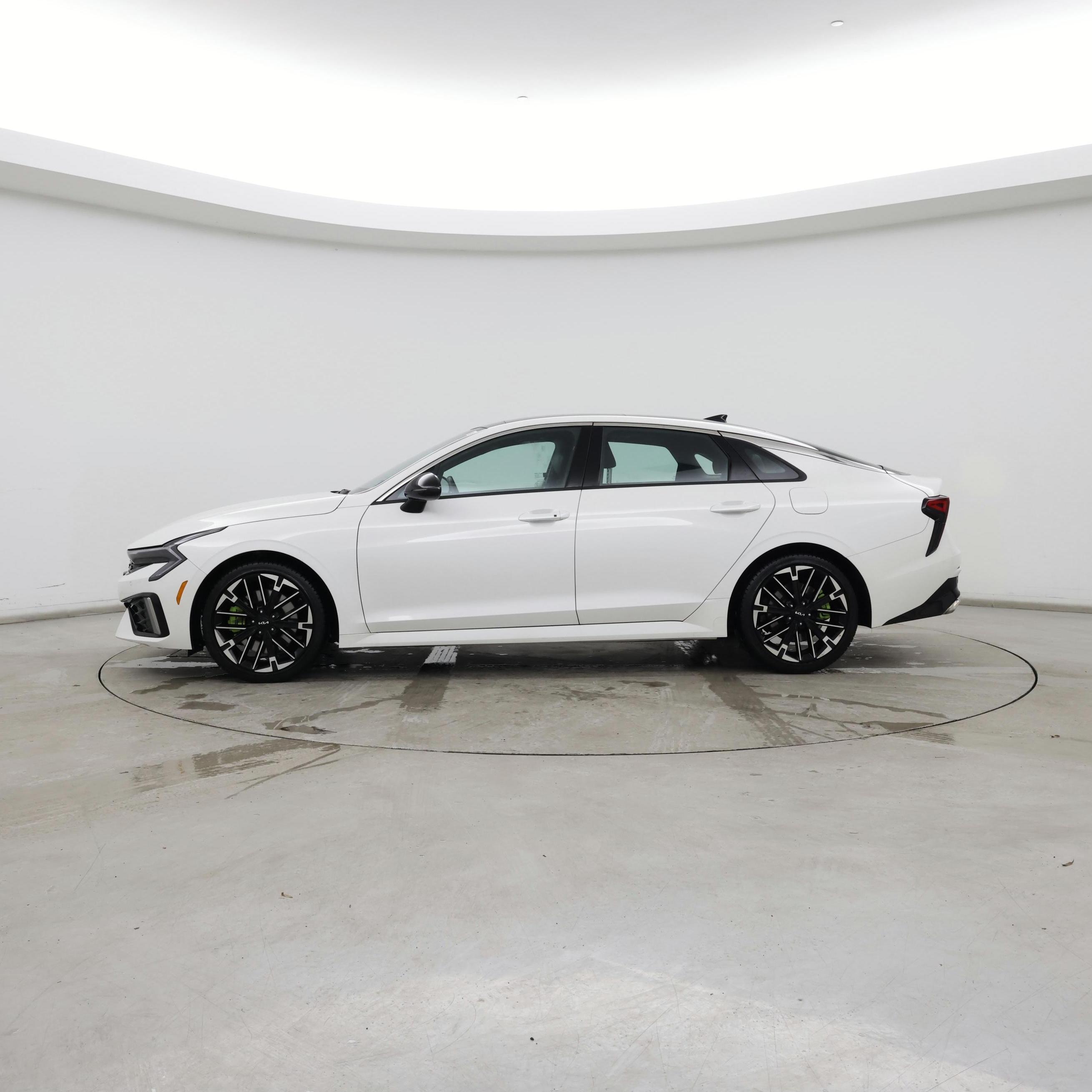 Thumbnail: 2025 Kia K5 - 3