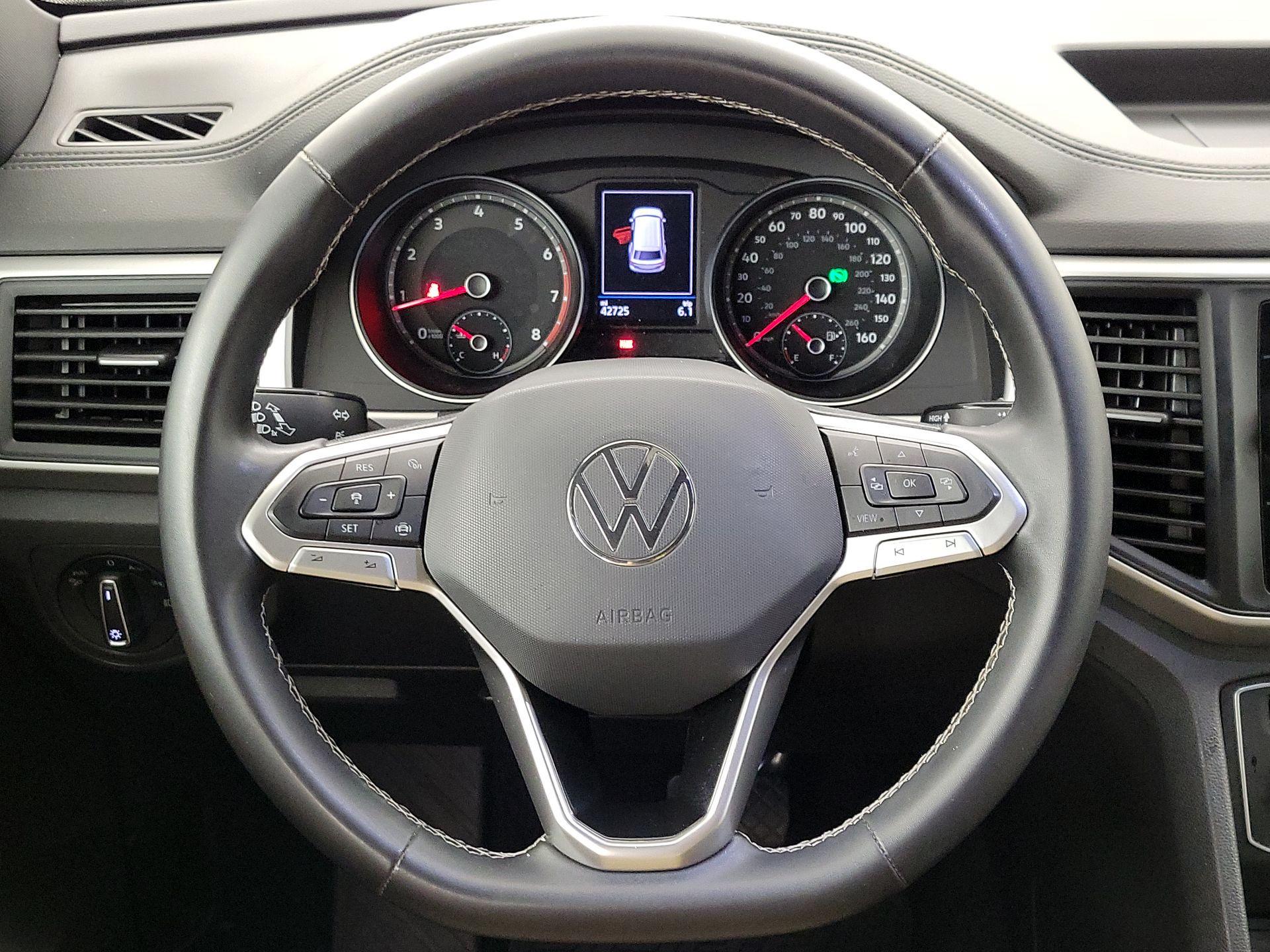 Thumbnail: 2021 Volkswagen Atlas - 10