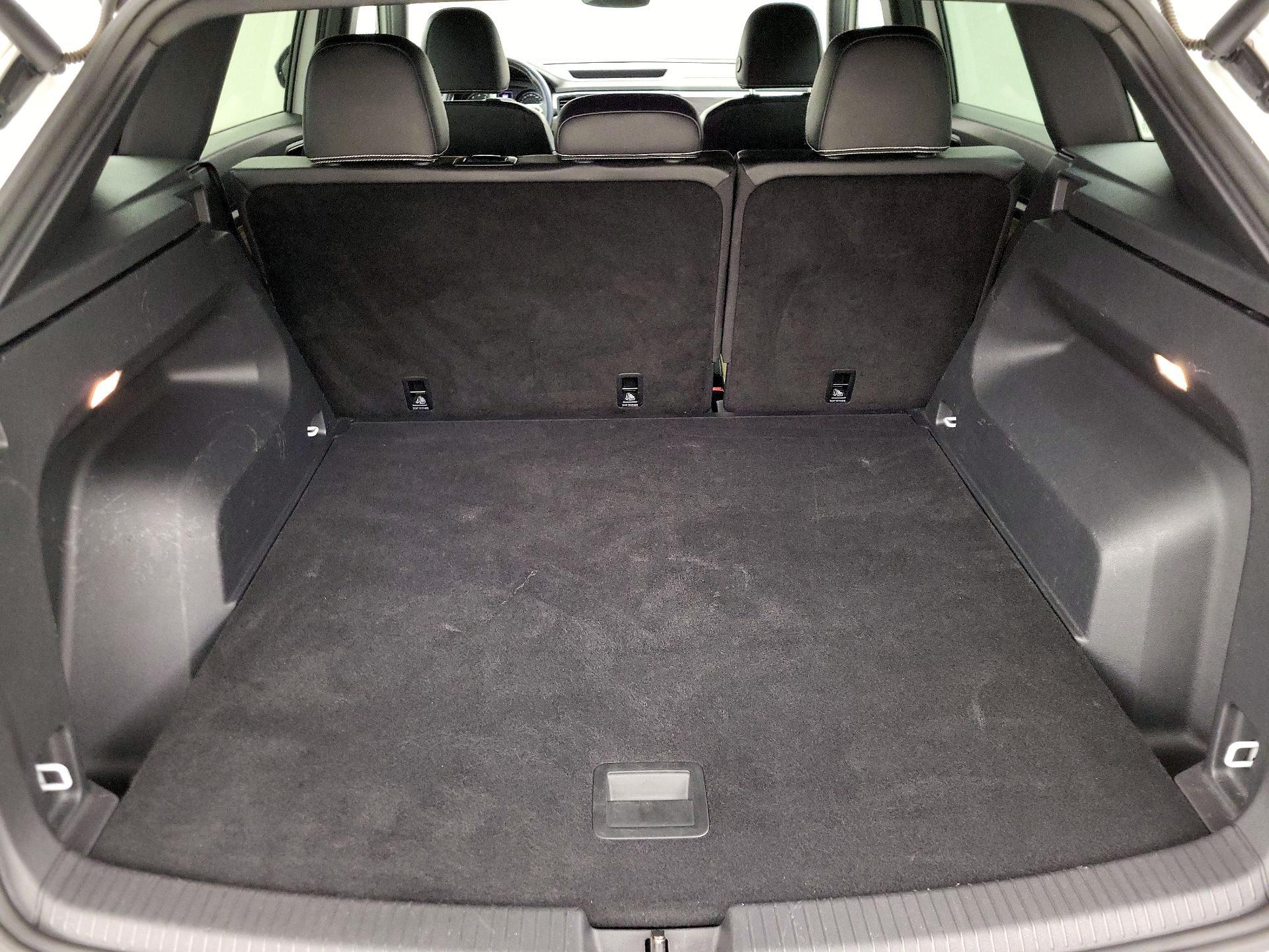 Thumbnail: 2021 Volkswagen Atlas - 20