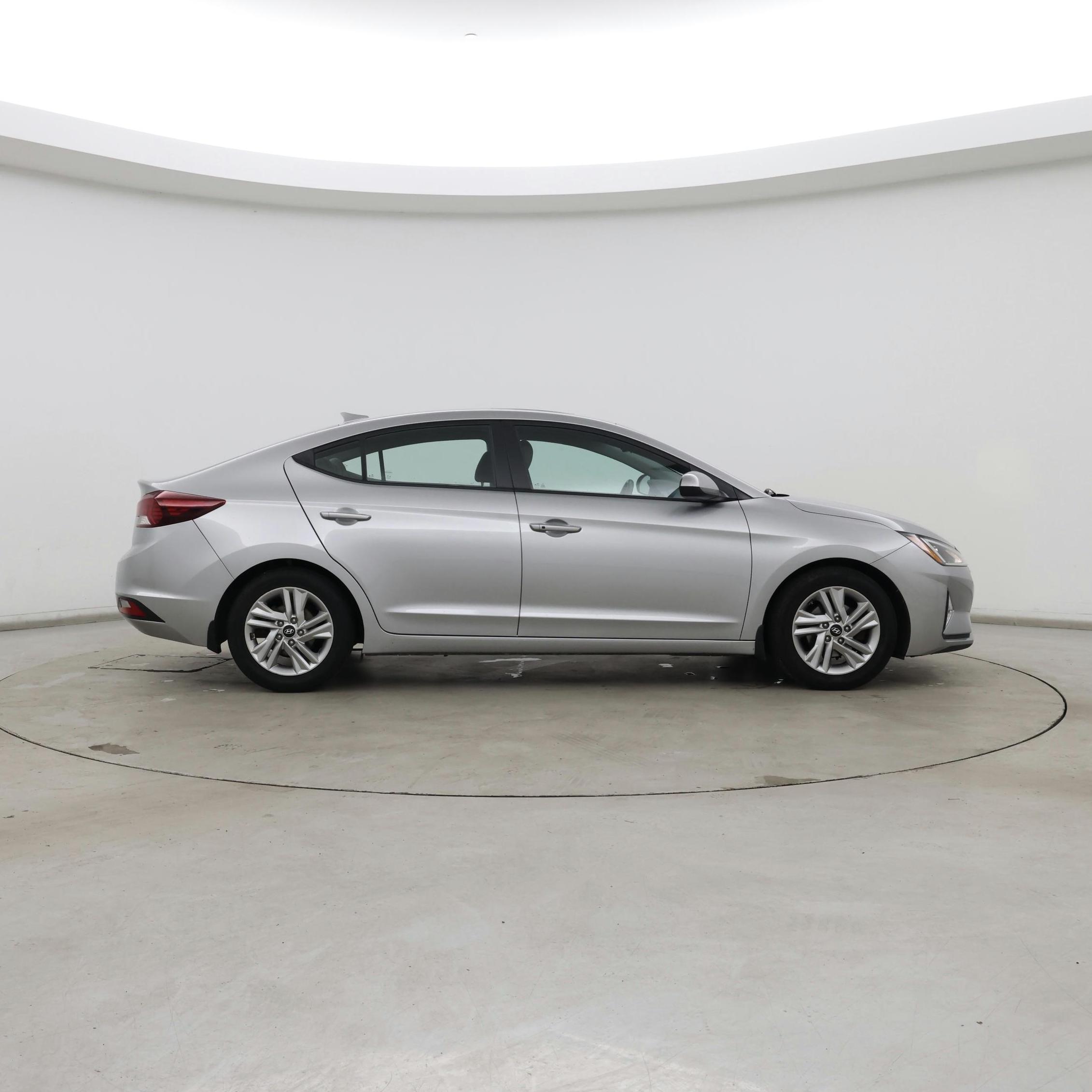 Thumbnail: 2020 Hyundai Elantra - 7