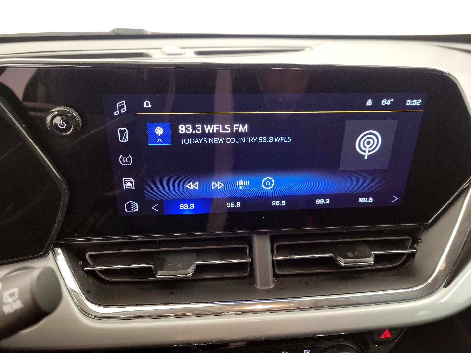 Thumbnail: 2025 Chevrolet Trax - 15