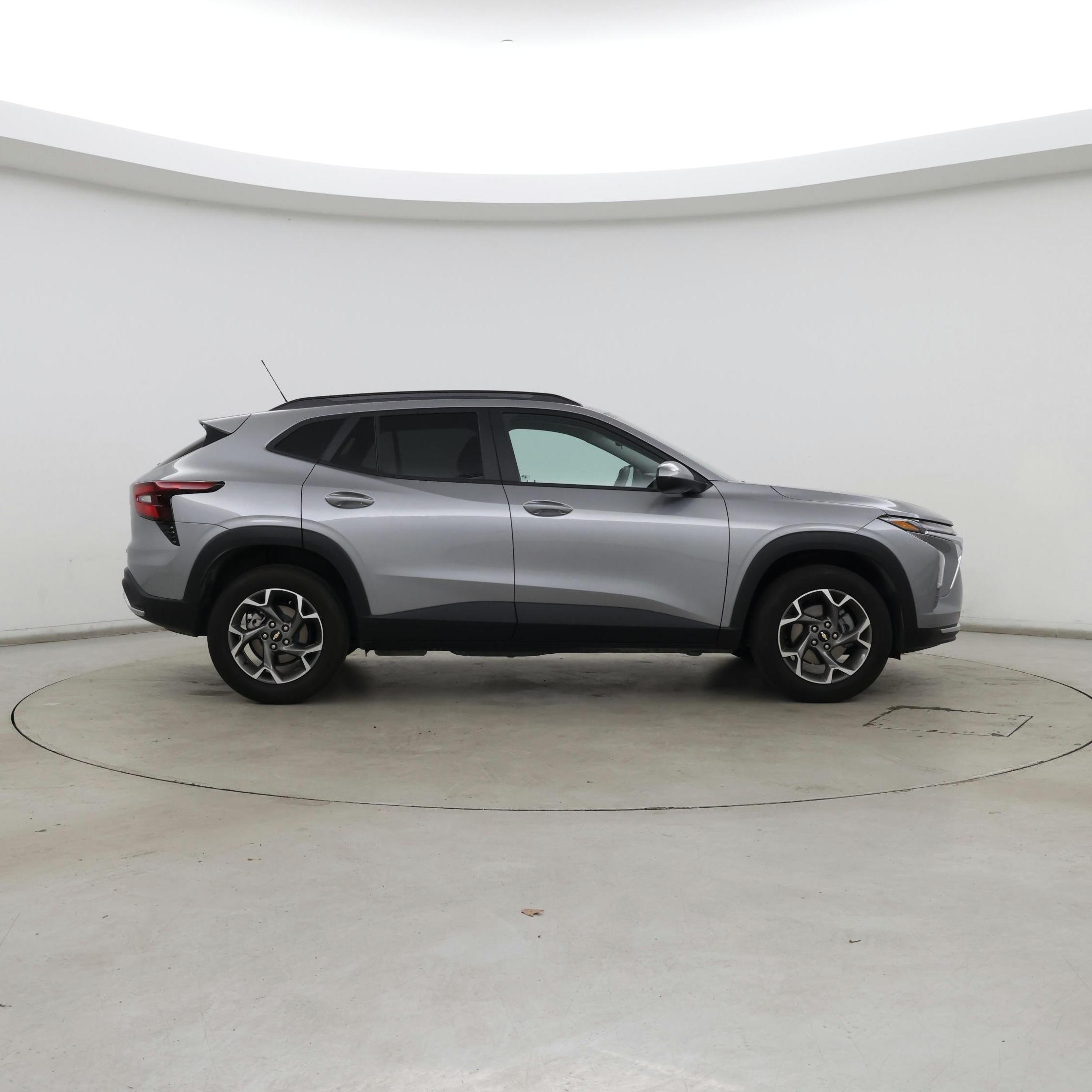 Thumbnail: 2025 Chevrolet Trax - 7