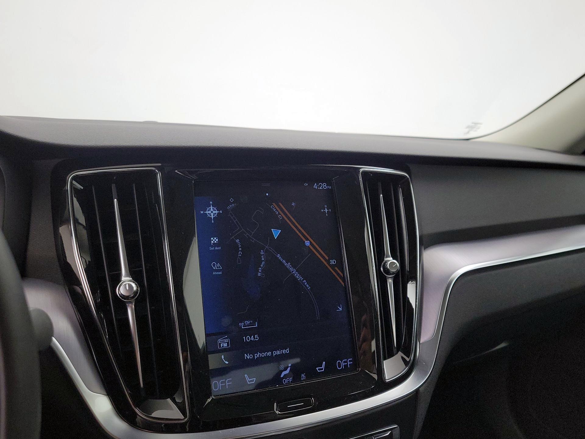 Thumbnail: 2019 Volvo S60 - 14