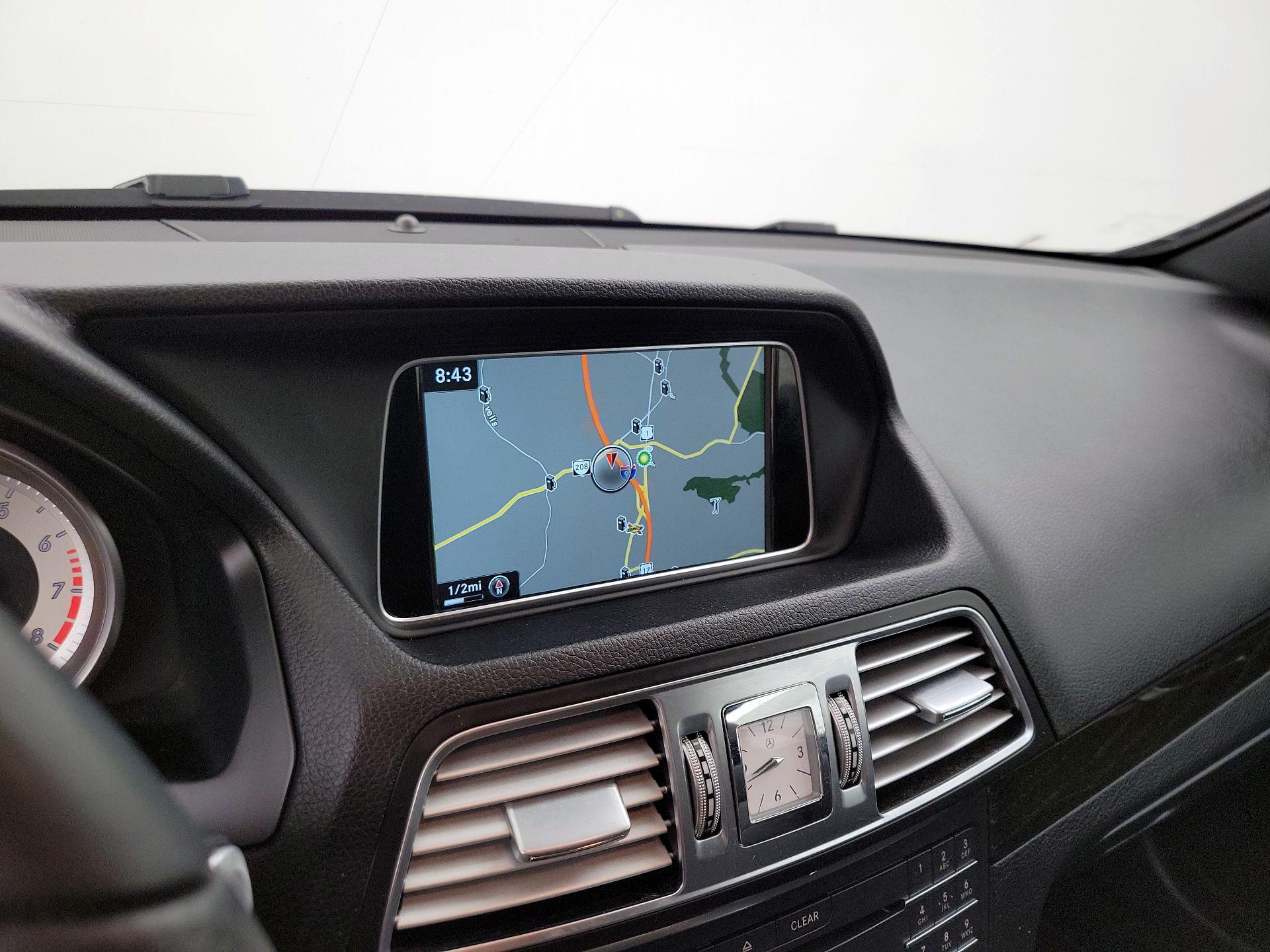 Thumbnail: 2016 Mercedes-Benz E-Class - 14