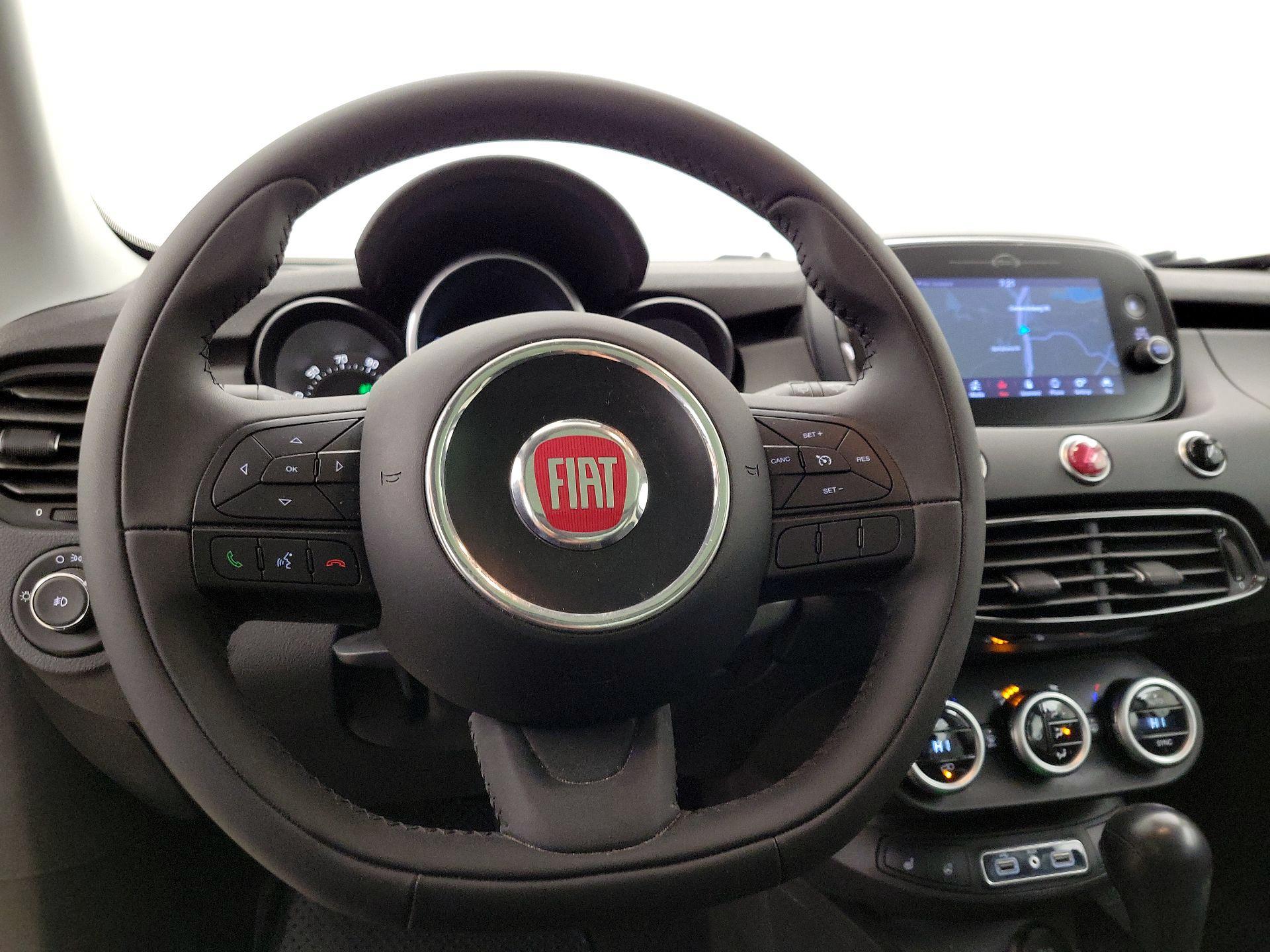 Thumbnail: 2018 Fiat 500X - 10