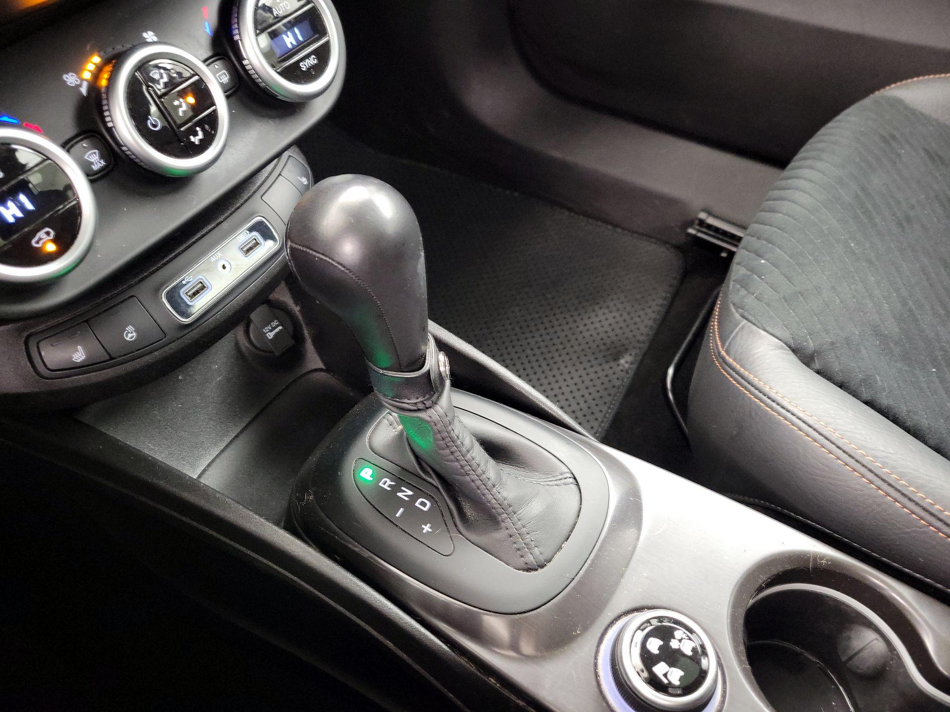 Thumbnail: 2018 Fiat 500X - 18