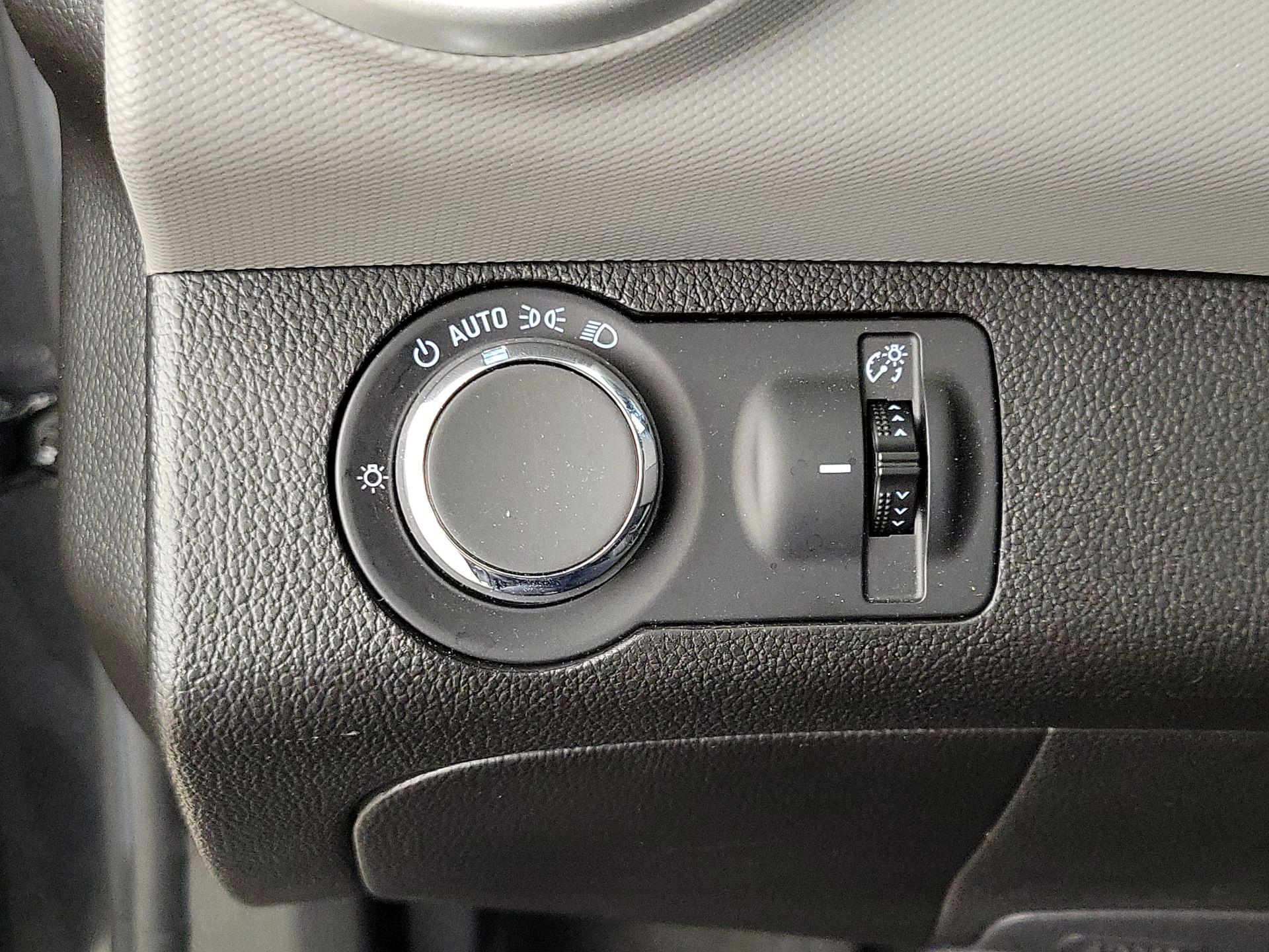 Thumbnail: 2020 Chevrolet Sonic - 13