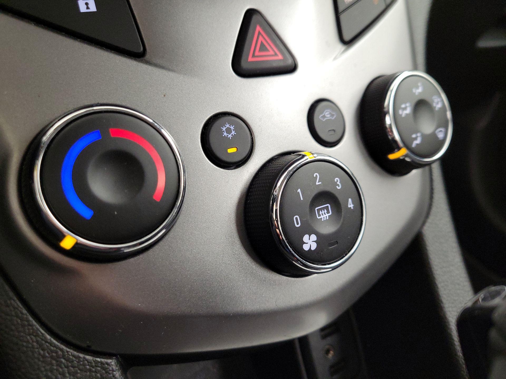 Thumbnail: 2020 Chevrolet Sonic - 16