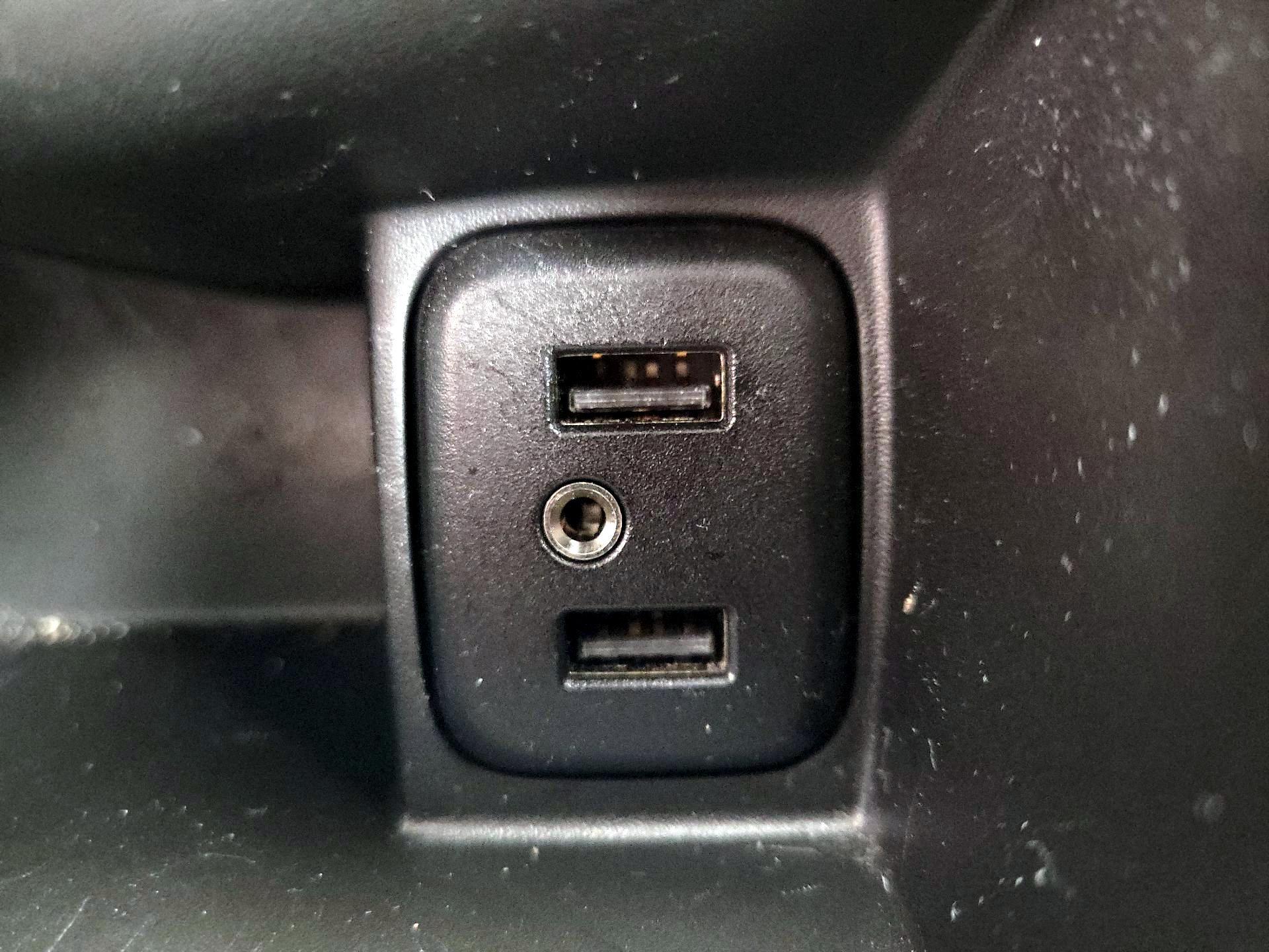 Thumbnail: 2020 Chevrolet Sonic - 18