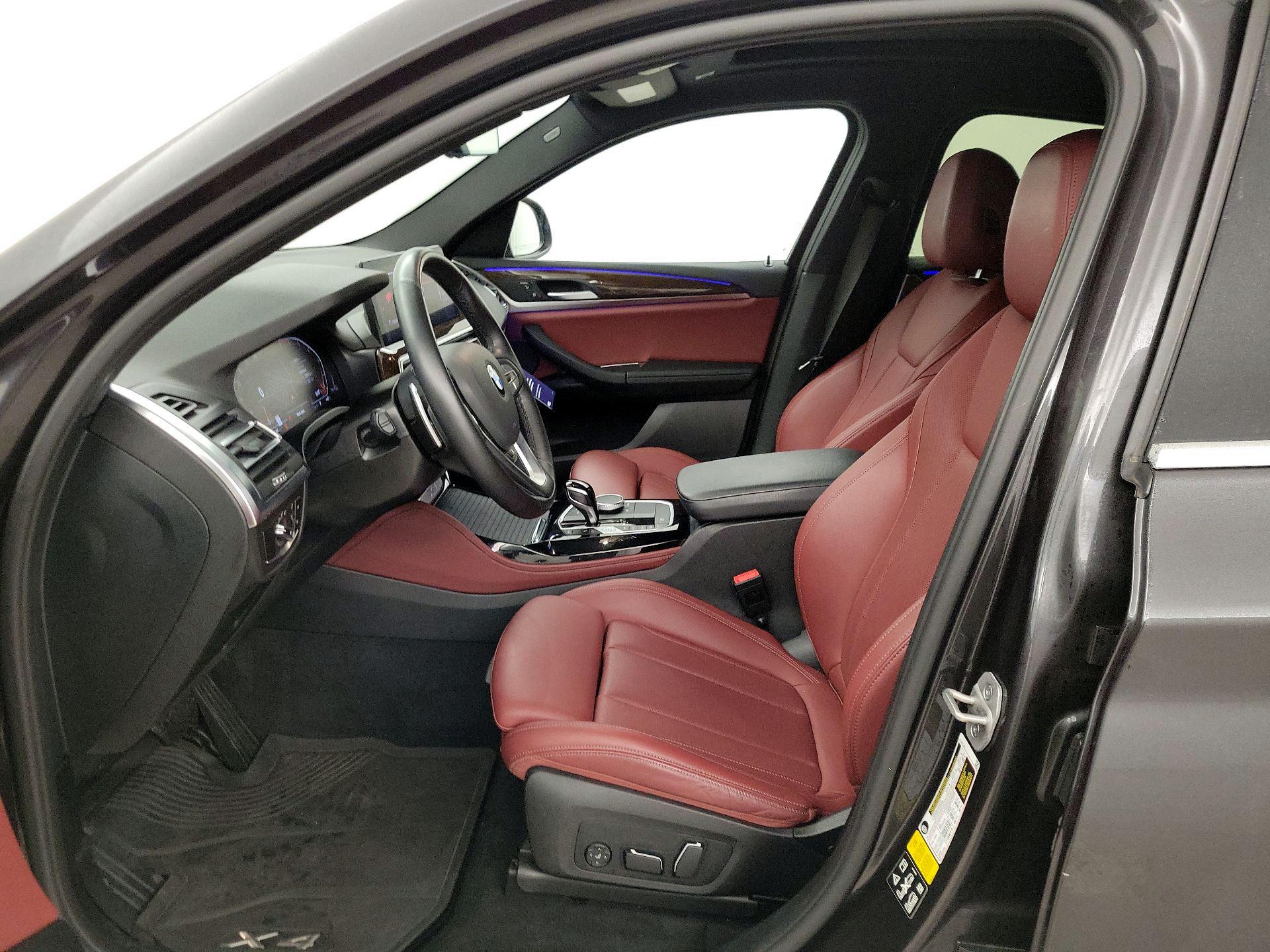 Thumbnail: 2024 BMW X4 - 11