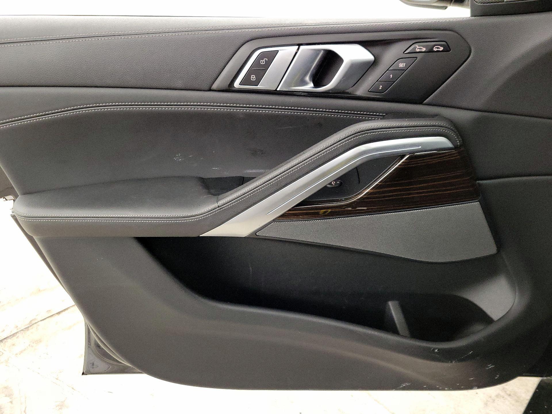 Thumbnail: 2023 BMW X6 - 12