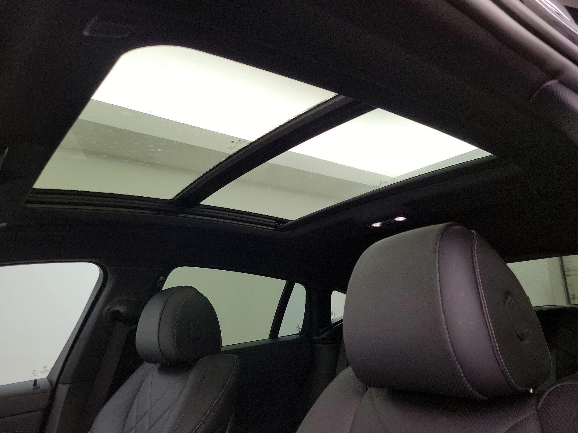 Thumbnail: 2023 BMW X6 - 20