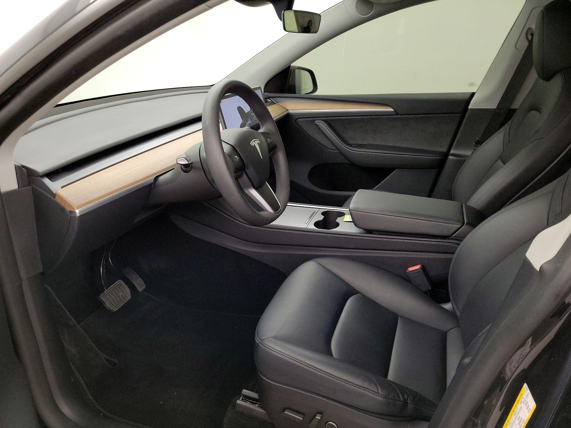 Thumbnail: 2024 Tesla Model Y - 11