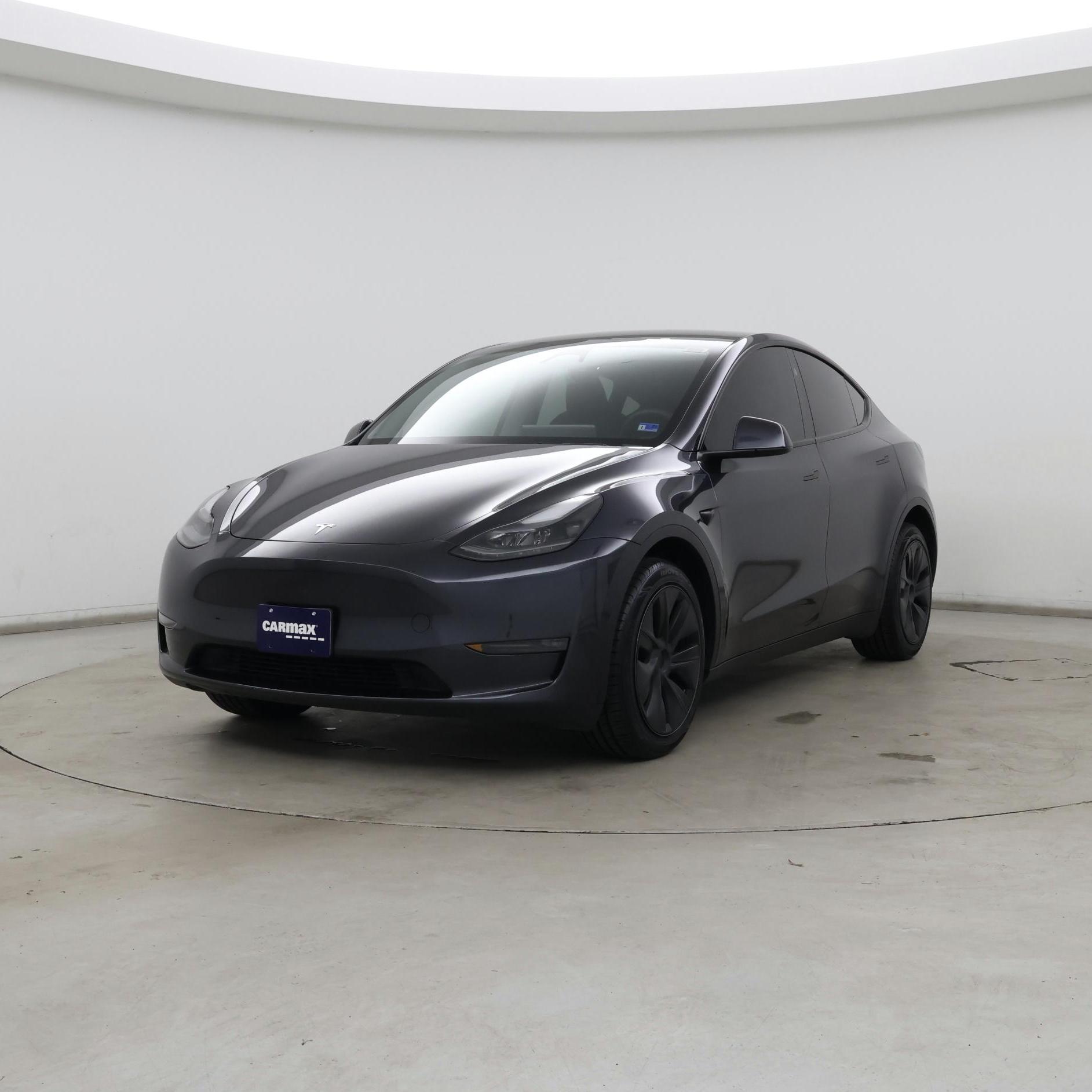 Thumbnail: 2024 Tesla Model Y - 4