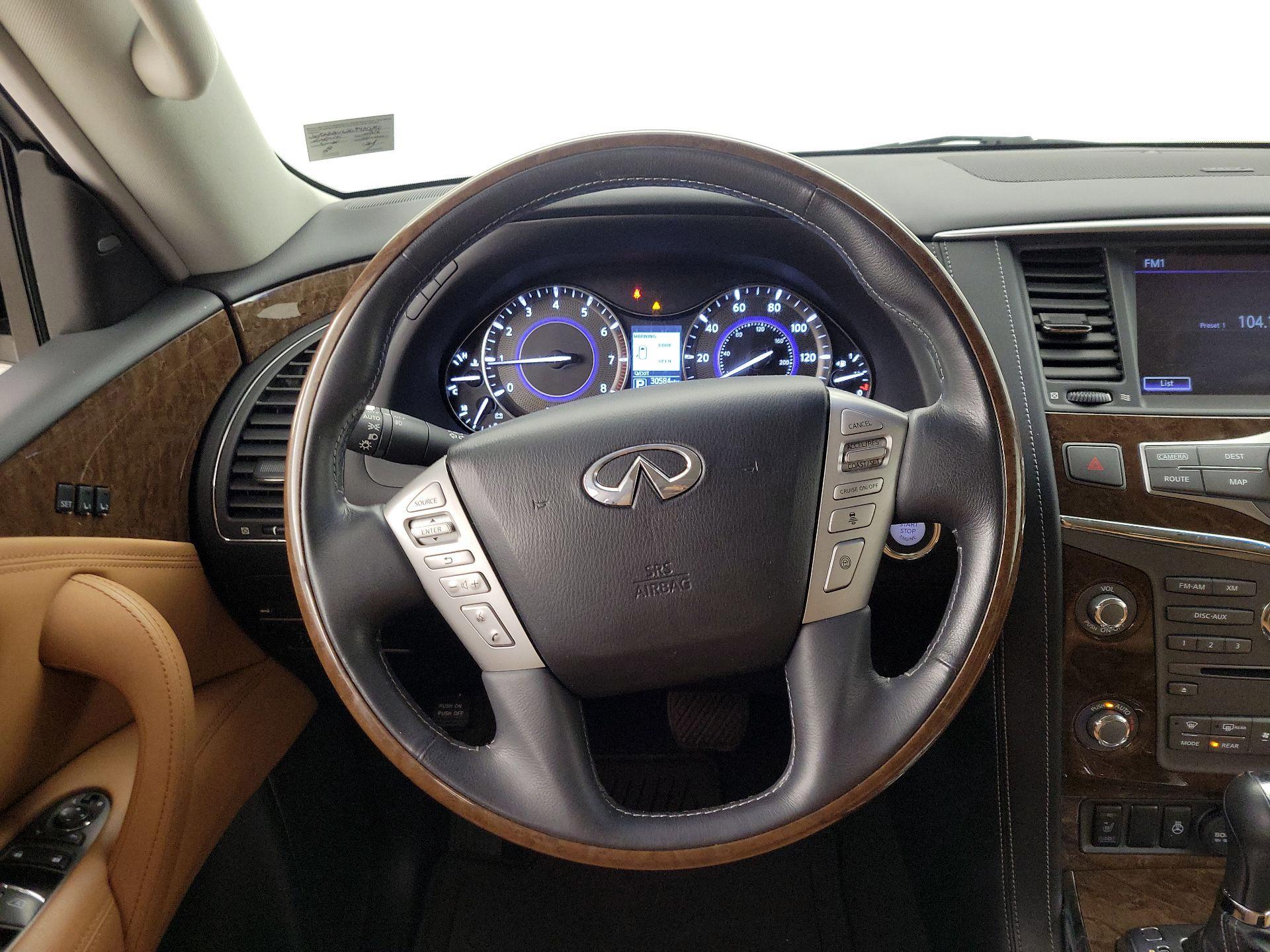 Thumbnail: 2016 INFINITI QX80 - 10