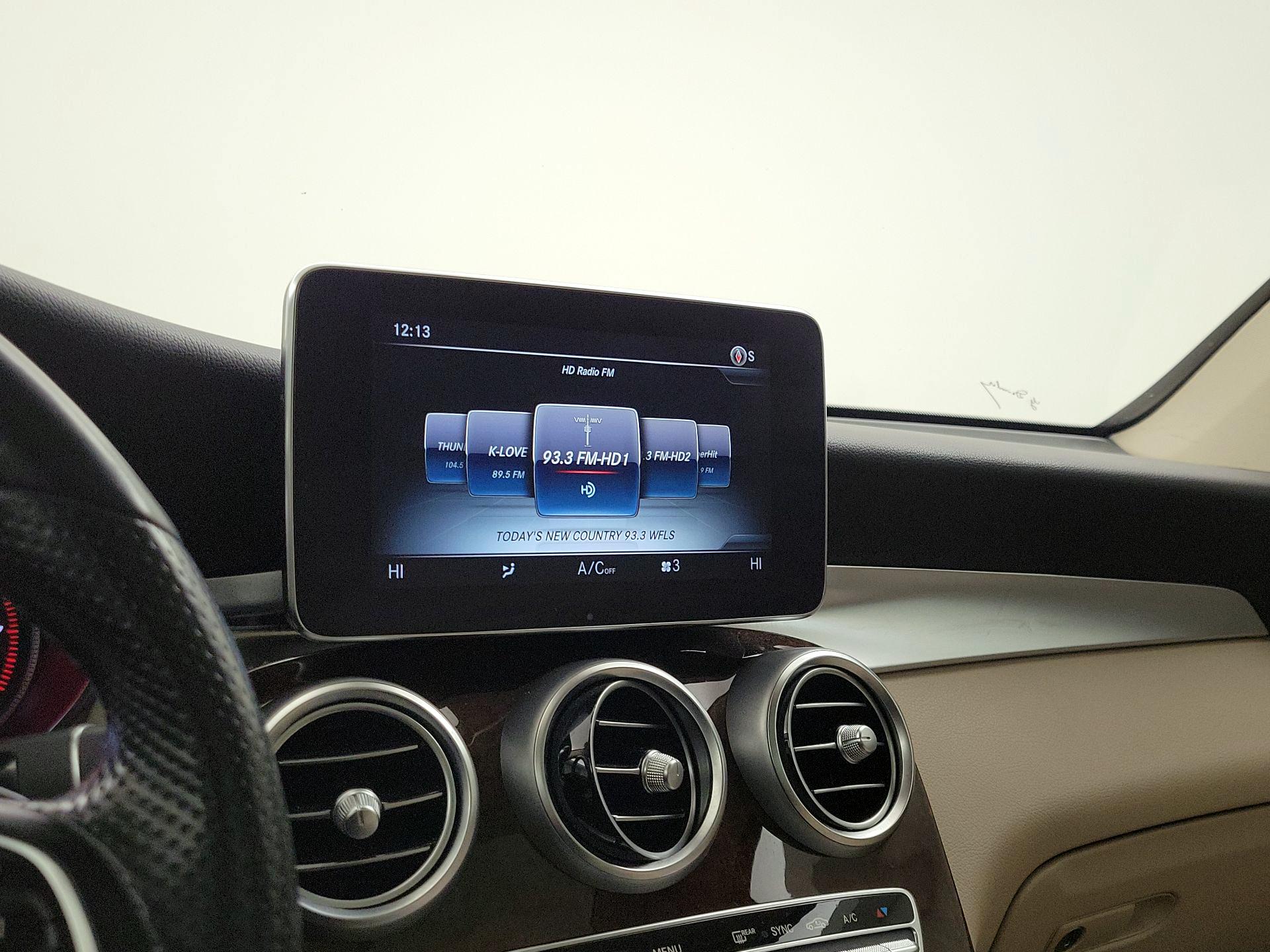 Thumbnail: 2018 Mercedes-Benz GLC - 16