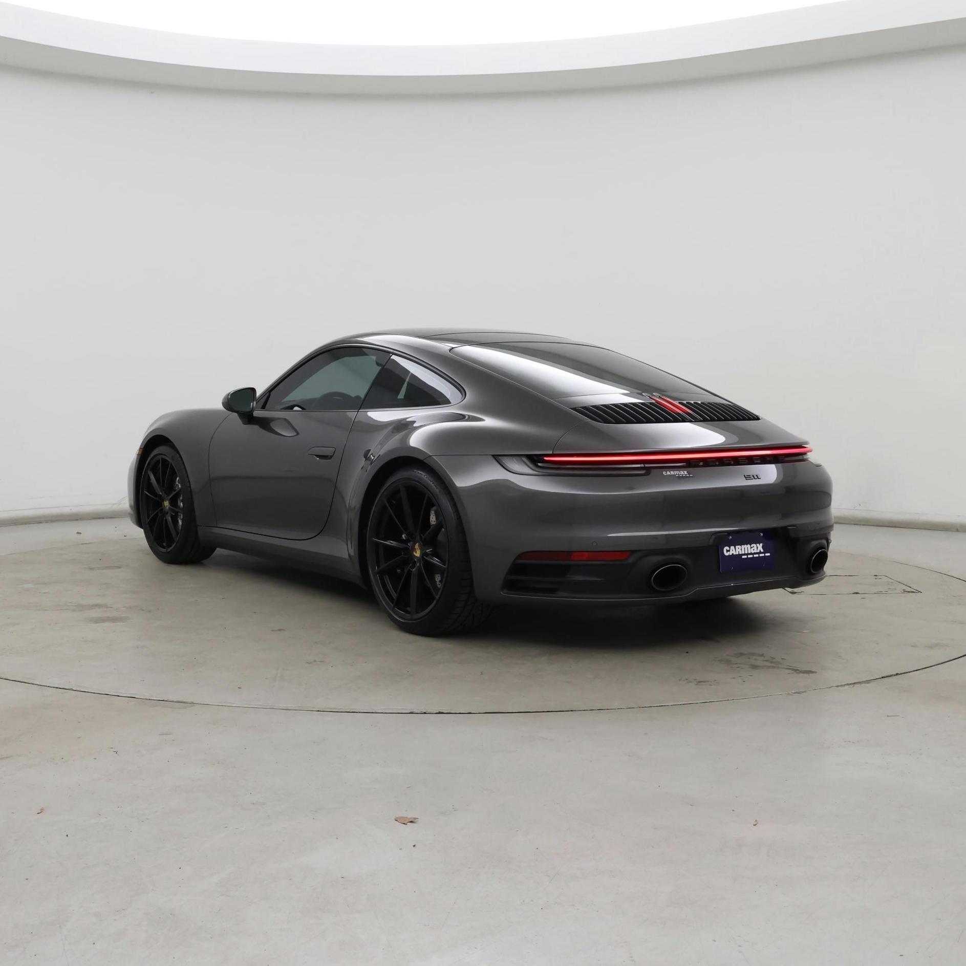 Thumbnail: 2020 Porsche 911 - 2